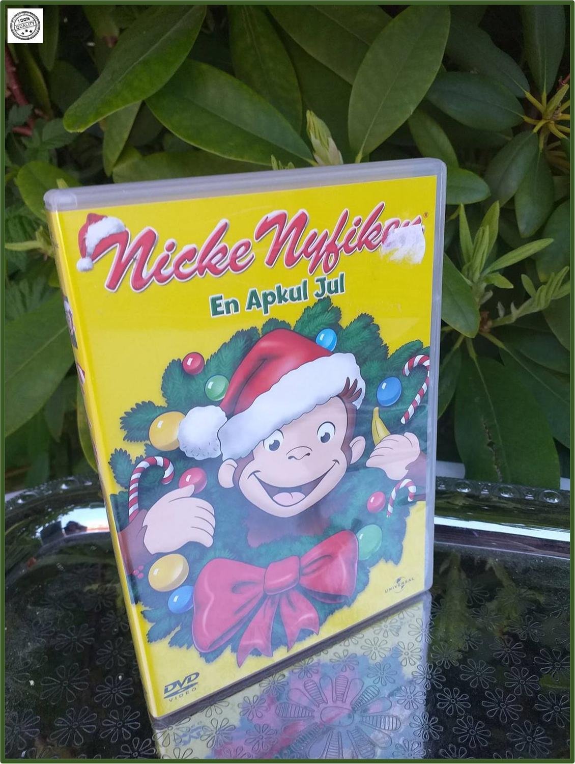 DVD Nicke Nyfiken En apkul Jul DVD Speltid 55 minuter Bästa barnvakten DVD Nicke Nyfiken En apkul Jul DVD Speltid 55 minuter Bästa barnvakten