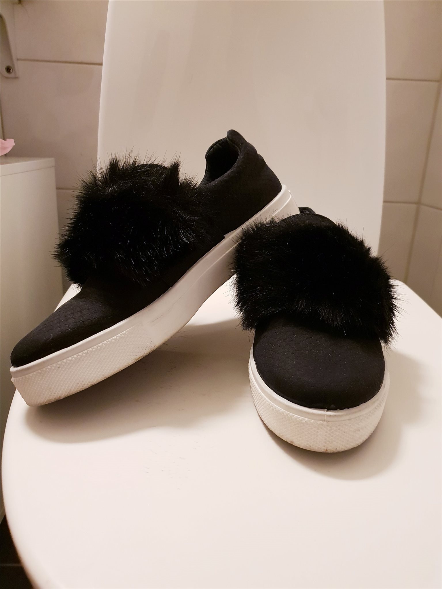 sneakers med päls sneakers med päls