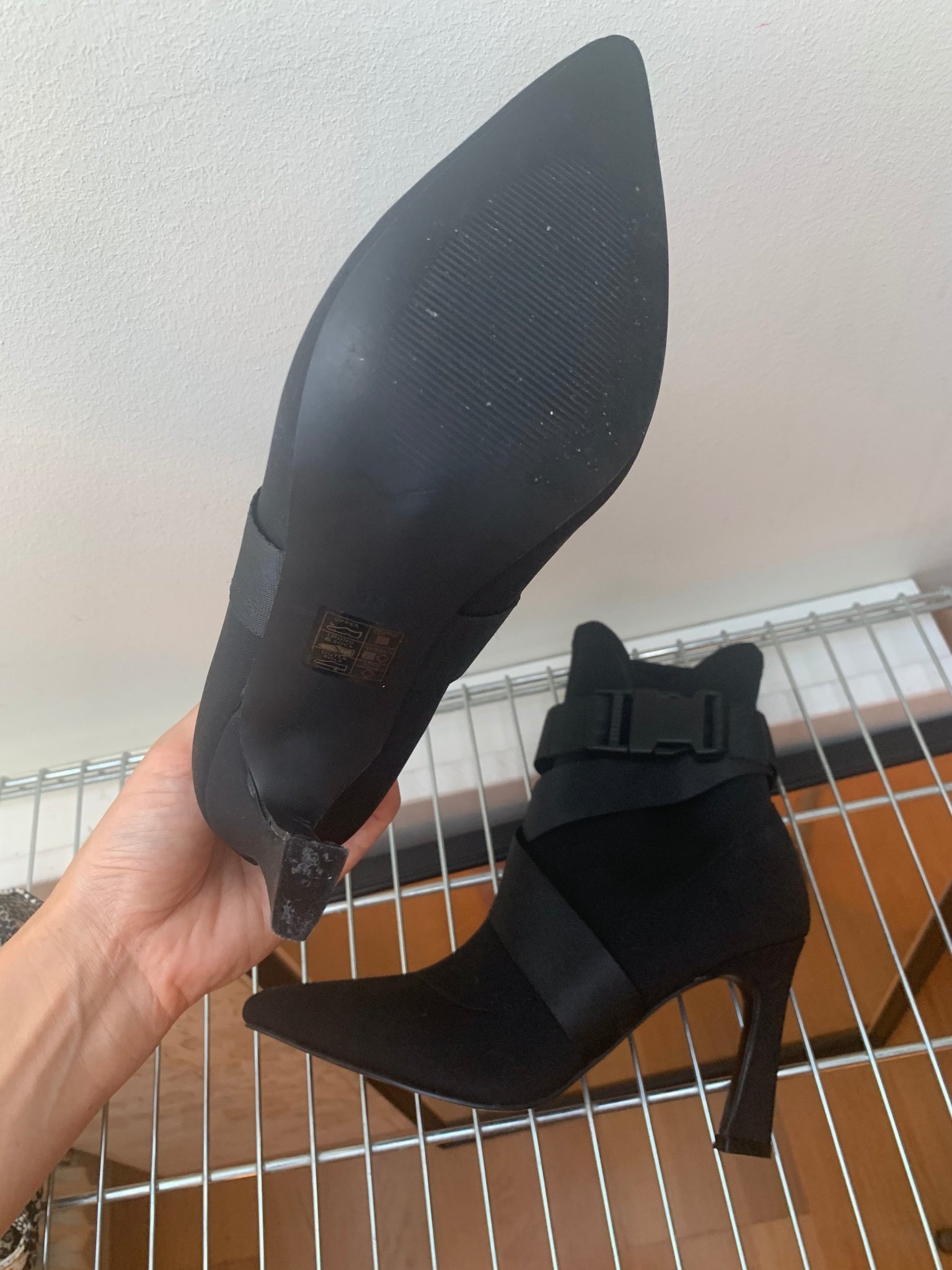 Hannalicious x NA KD Belted Boot strlk 38 slutsålda