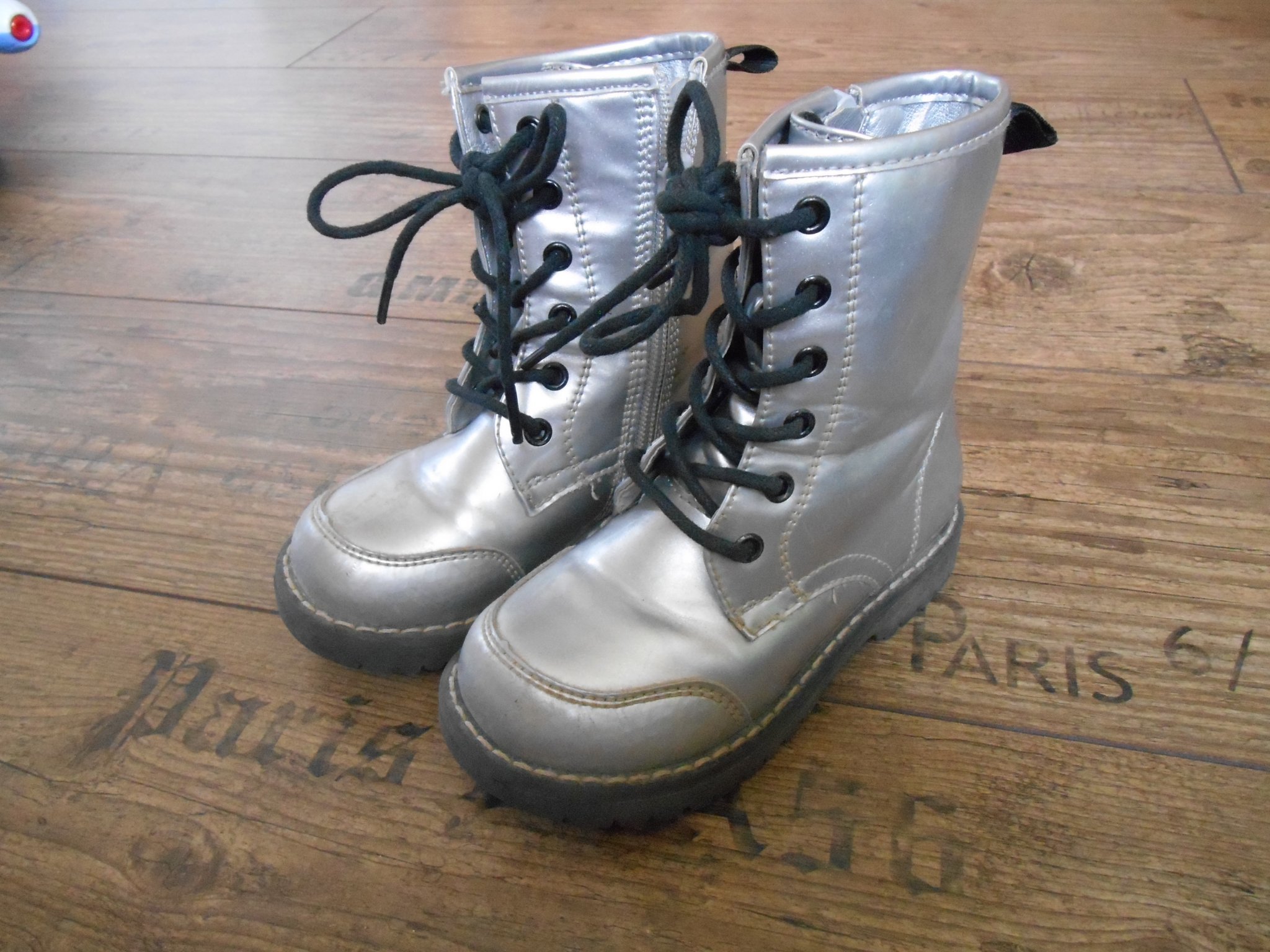 Strl. 26 Zoey skor kängor silver boots med drag.. (415197270 Strl. 26 Zoey skor kängor silver boots med drag.. (415197270