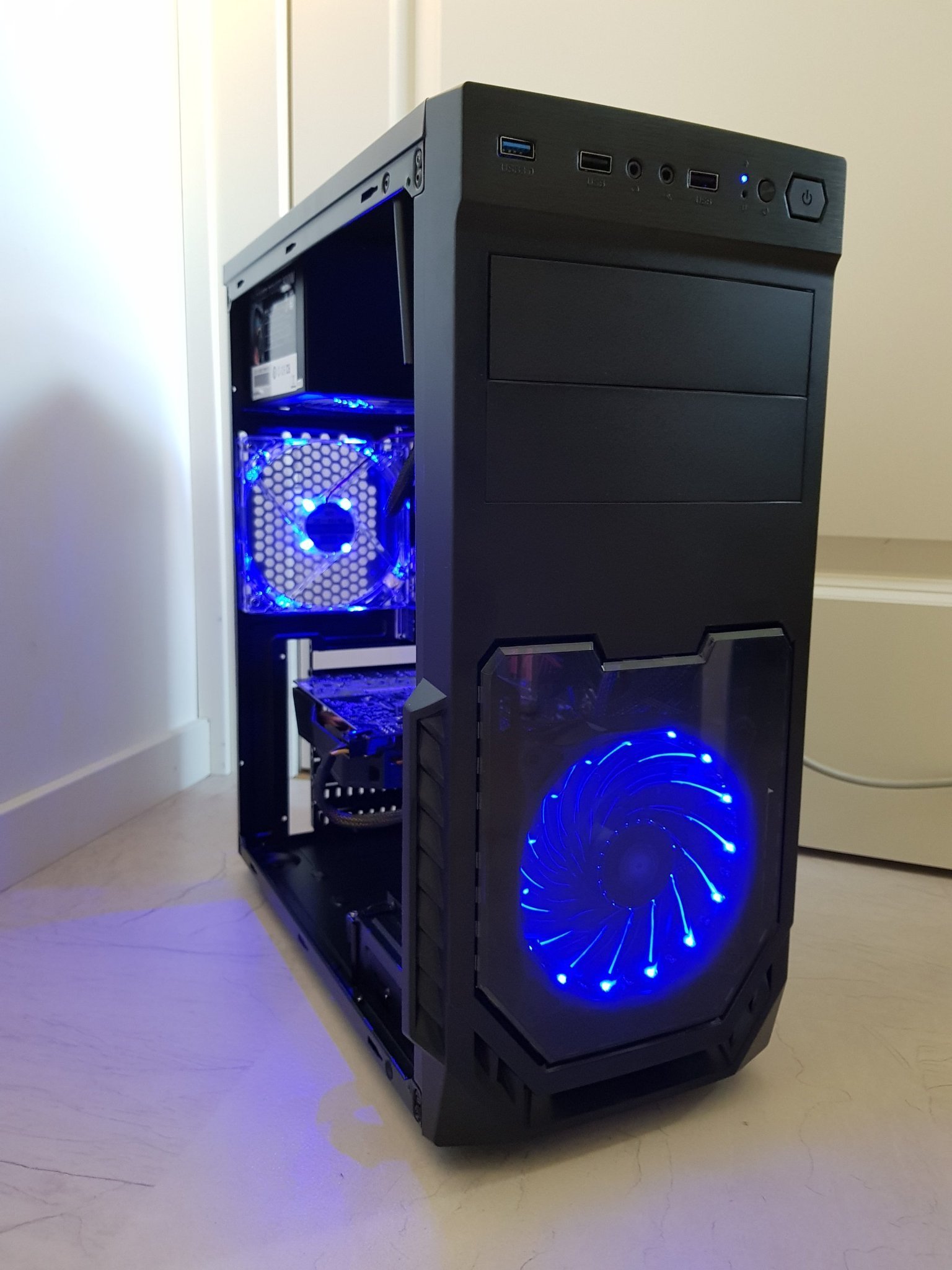 BRA & BILLIG SPELDATOR 16 GB RAM INTEL CORE upp till 3.9 mhz SSD GTX 1060