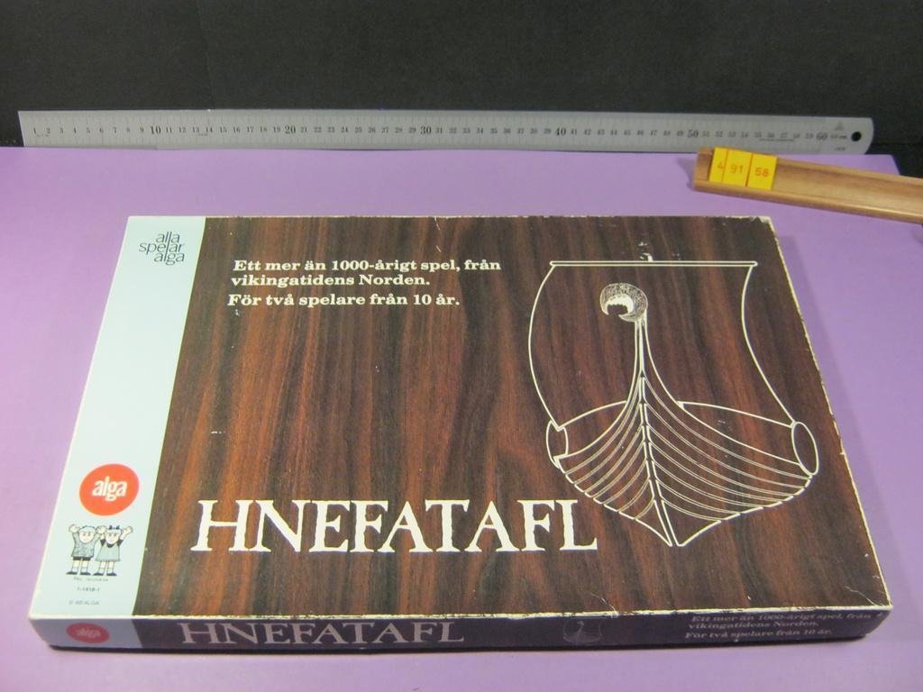 Hnefatafl, äldre Alga, Komplett, varianten med ...