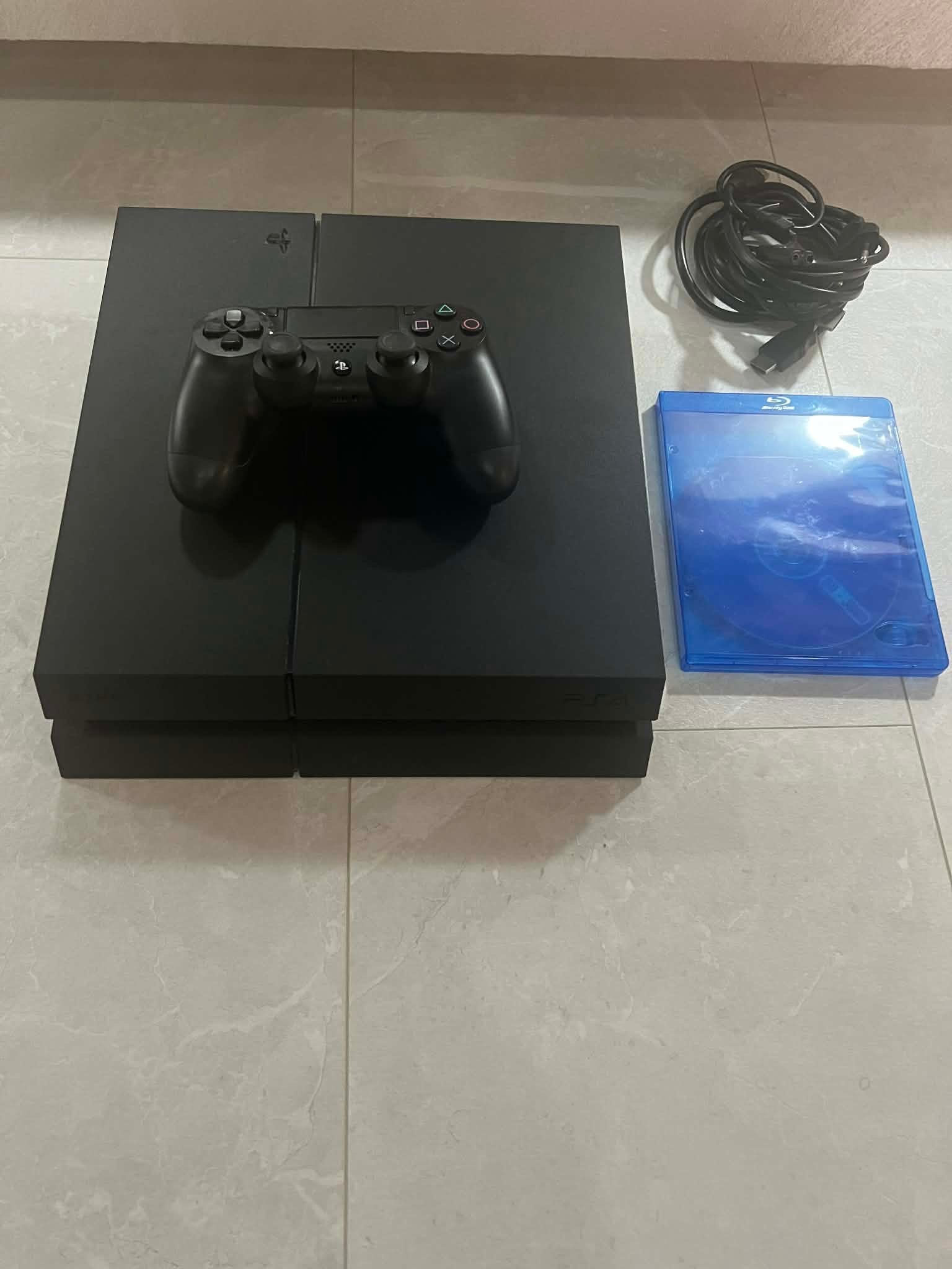 Se produkter som liknar Playstation 4 FW: 12.52 på Tradera (714367500)