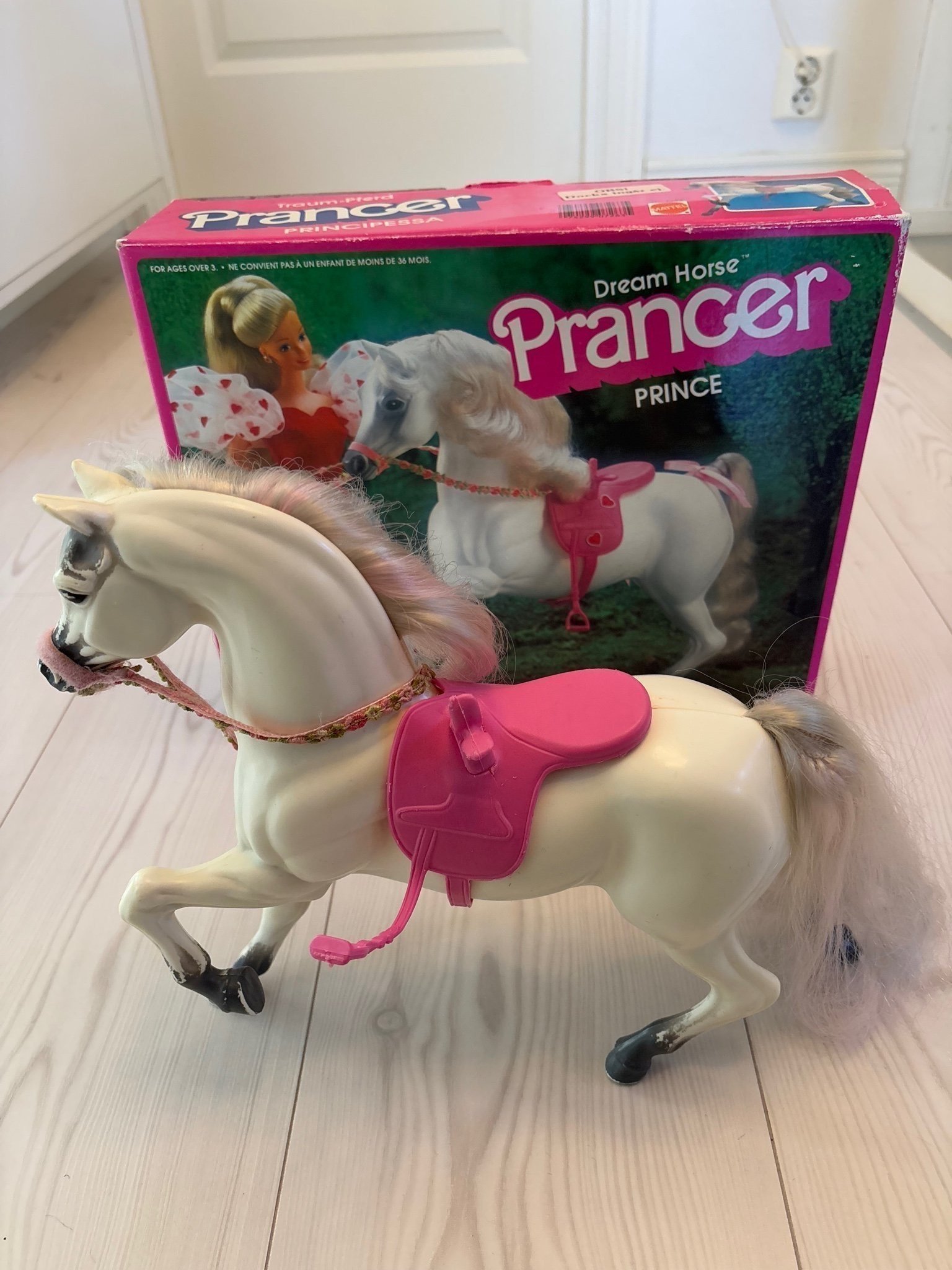 Barbiehäst från 80-talet Köp på Tradera (699122859)