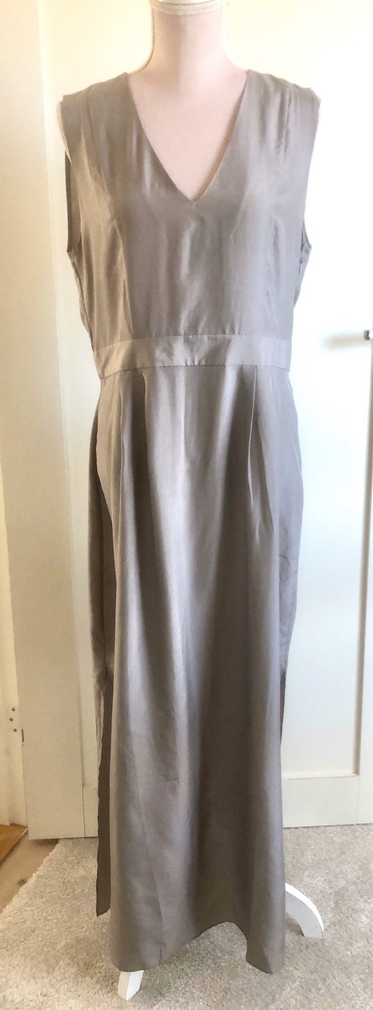 Hellång klänning i silke från Saint Tropez, stl L (liten)