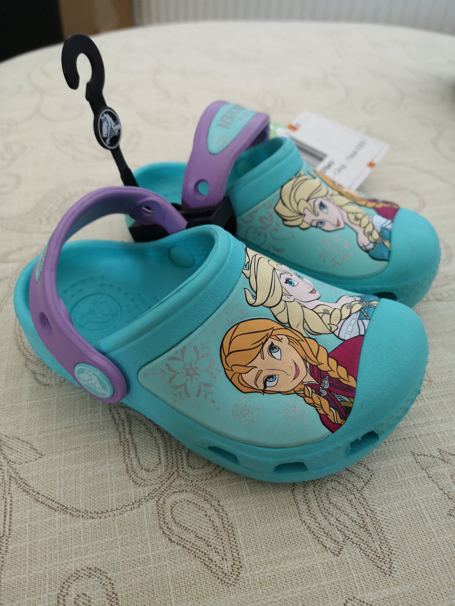 crocs 6 c 7