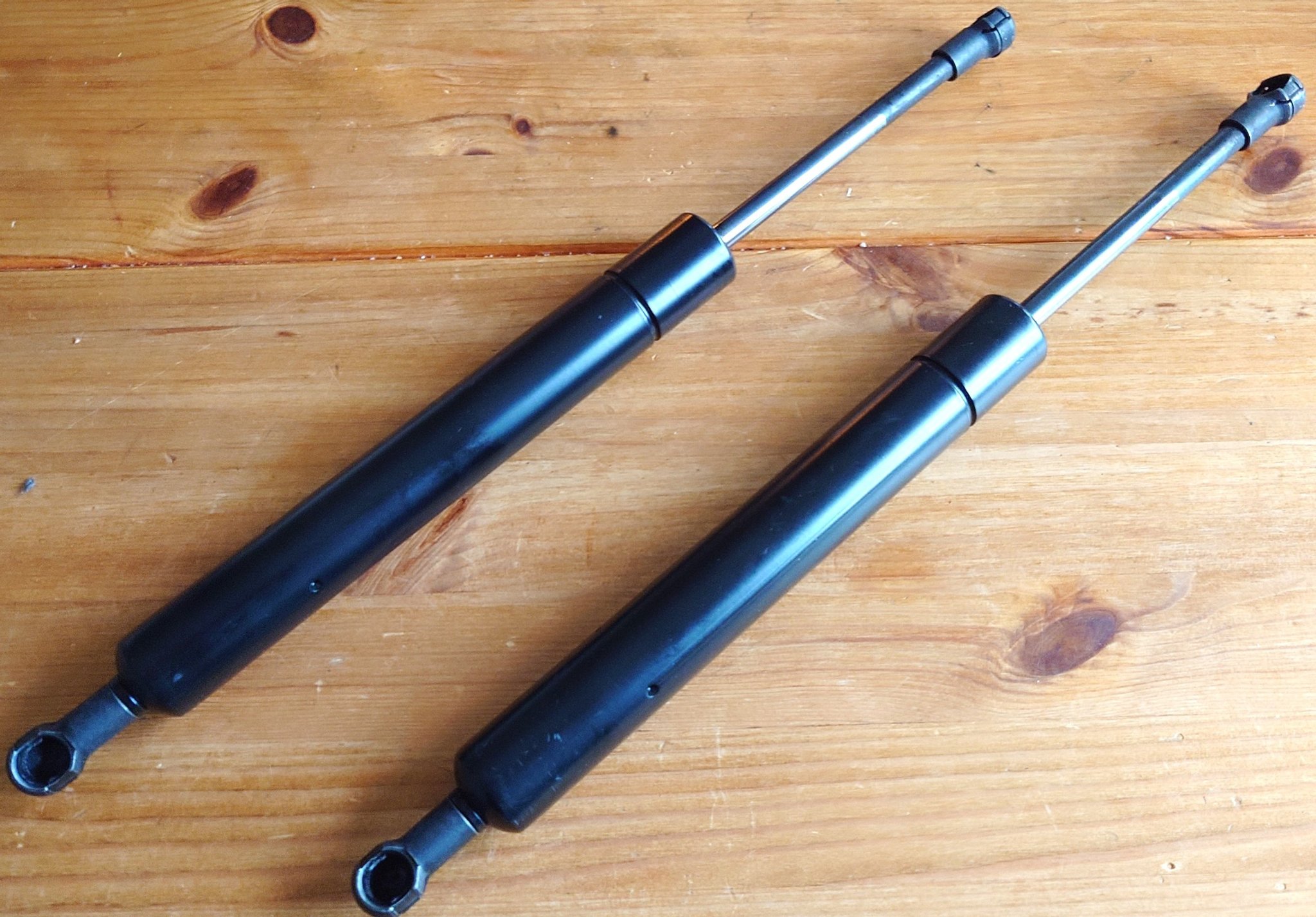 saab-9-5-baklucka-d-mpare-fj-der-original-127-k-p-p-tradera