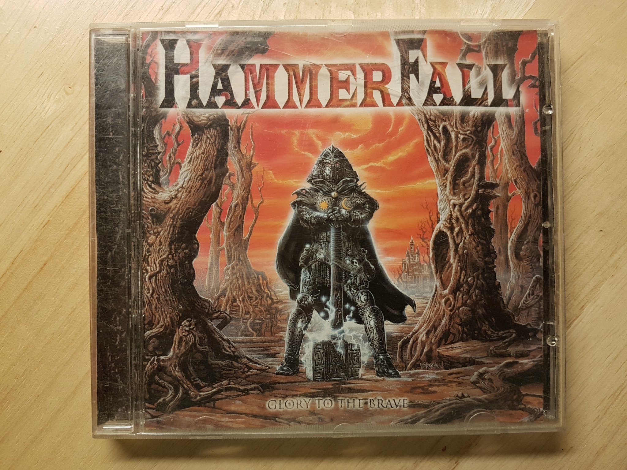HammerFall Glory To The Brave (1997) (422885138) ᐈ Köp på Tradera