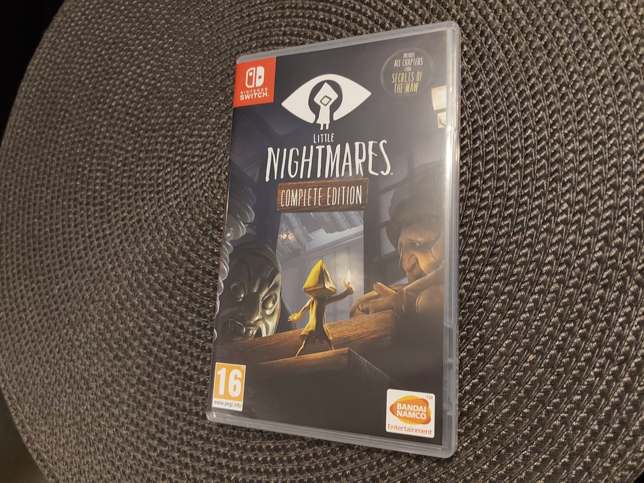 Se produkter som liknar Little Nightmares Complete Ed.. på Tradera ...