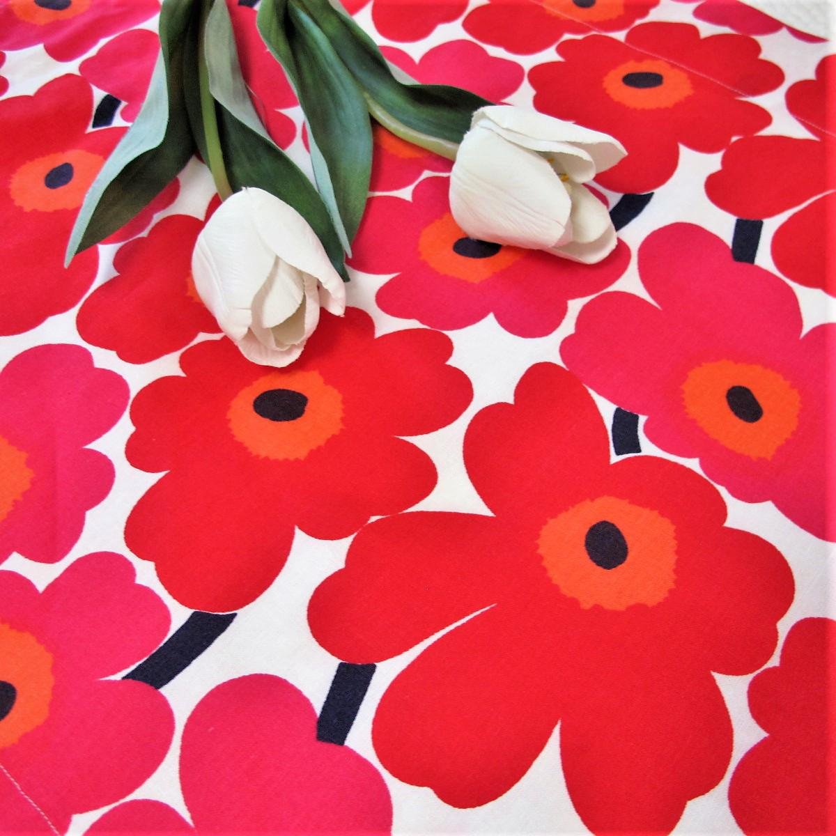 Se produkter som liknar Unikko Marimekko Gardinkappa .. på Tradera