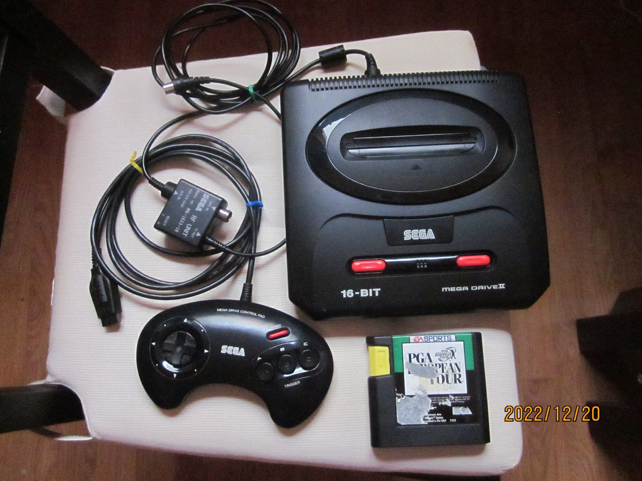 Sega Mega Drive 2 An Fernseher Anschließen Se produkter som liknar Sega Mega Drive 2 konsol + på Tradera (575601025)