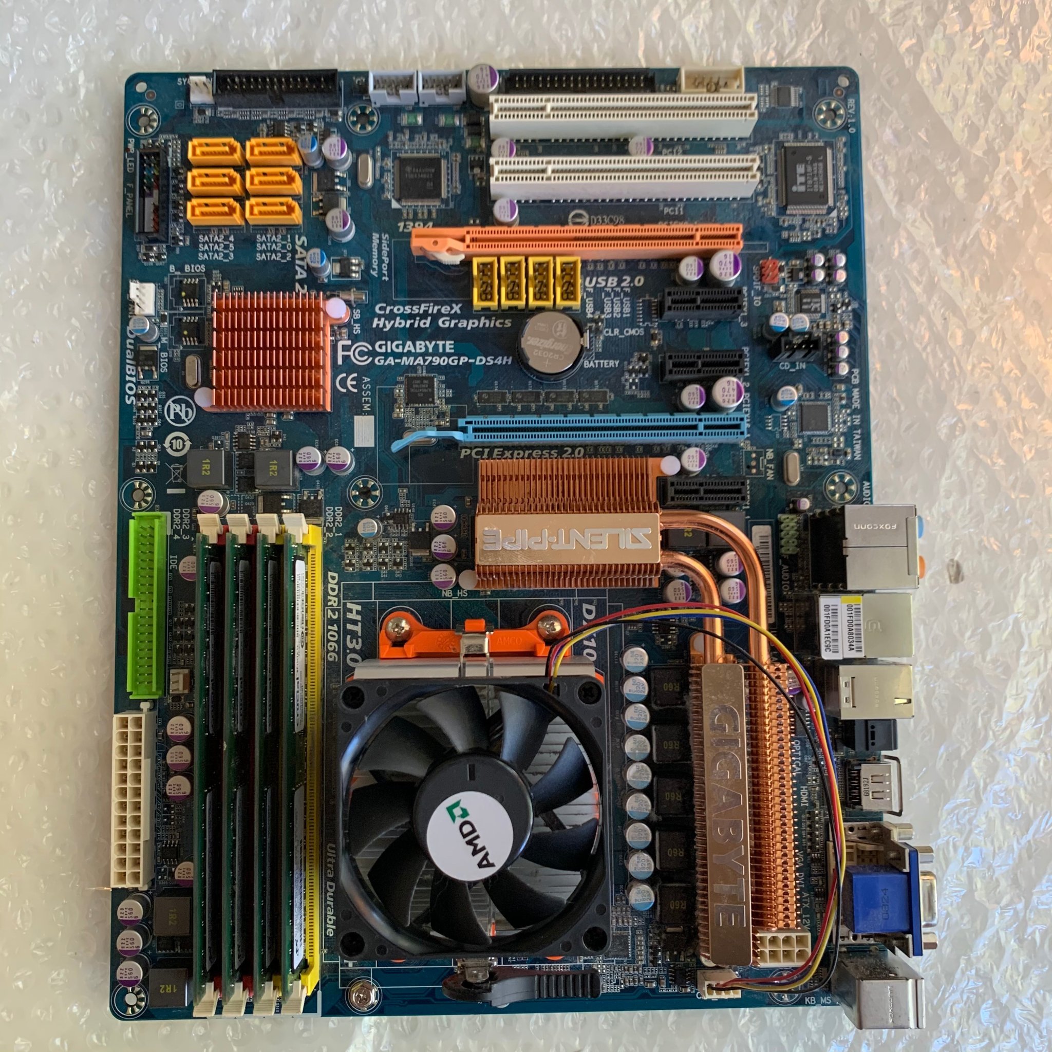 Gigabyte GAMA790GPDS4H ink. Processor & 8GB RAM (422797270) ᐈ Köp på