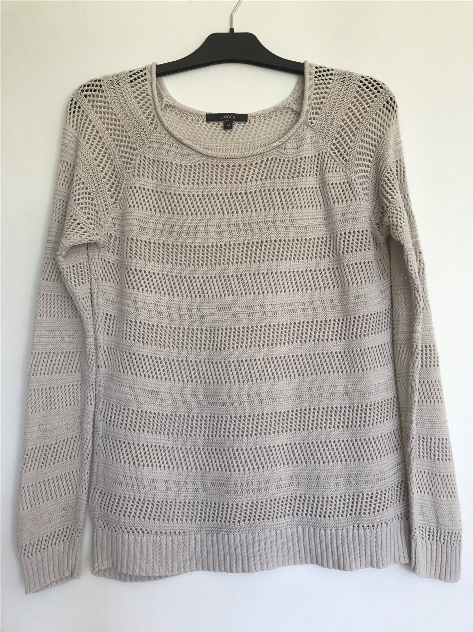 Stickad tröja Lindex, stl M (320909141) ᐈ Köp på Tradera Stickad tröja med dragkedjor | Lindex