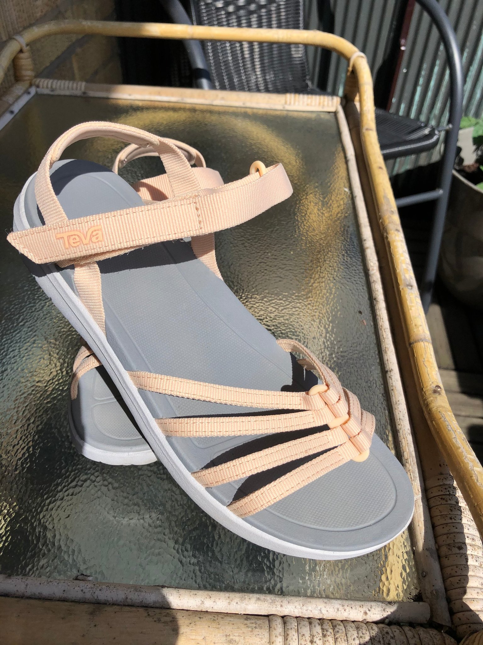 Teva sandaler storlek 40 (400611508) ᐈ Köp på Tradera
