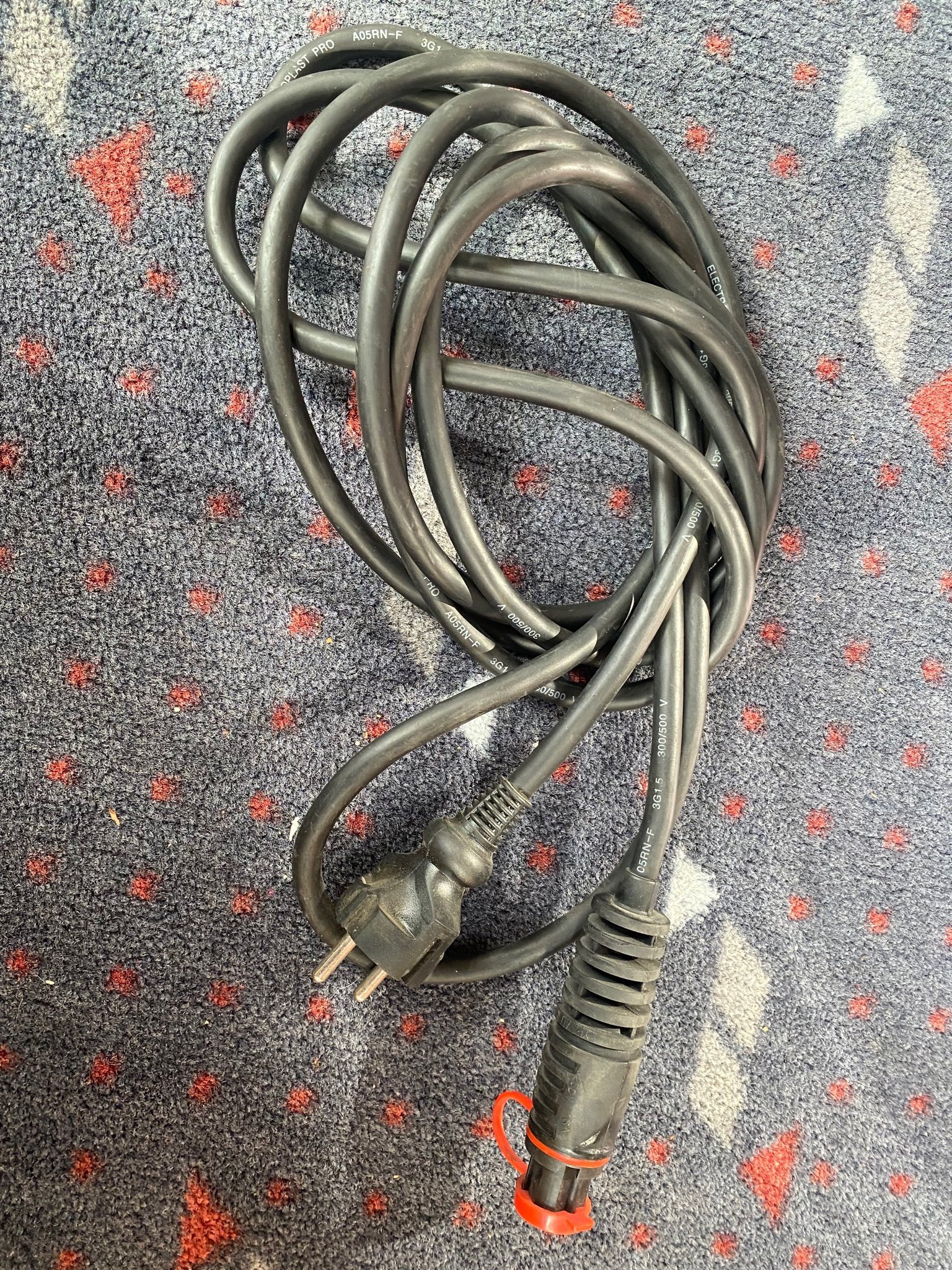 Calix motorvärmare kabel ca 3,5 meter Köp på Tradera (590003985)