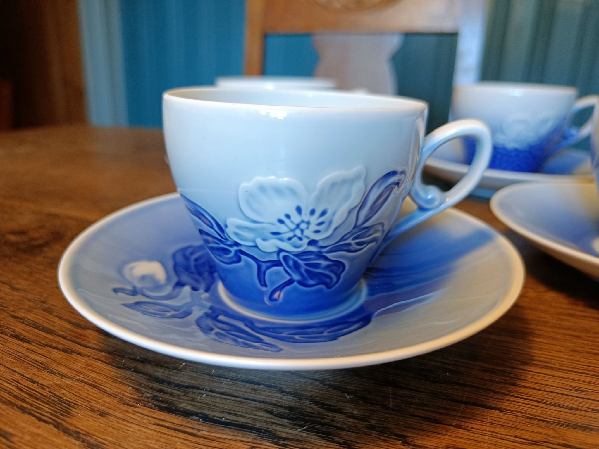4 stycken Bing&Gröndahl Kaffekopp med fat, Julr.. Köp på Tradera
