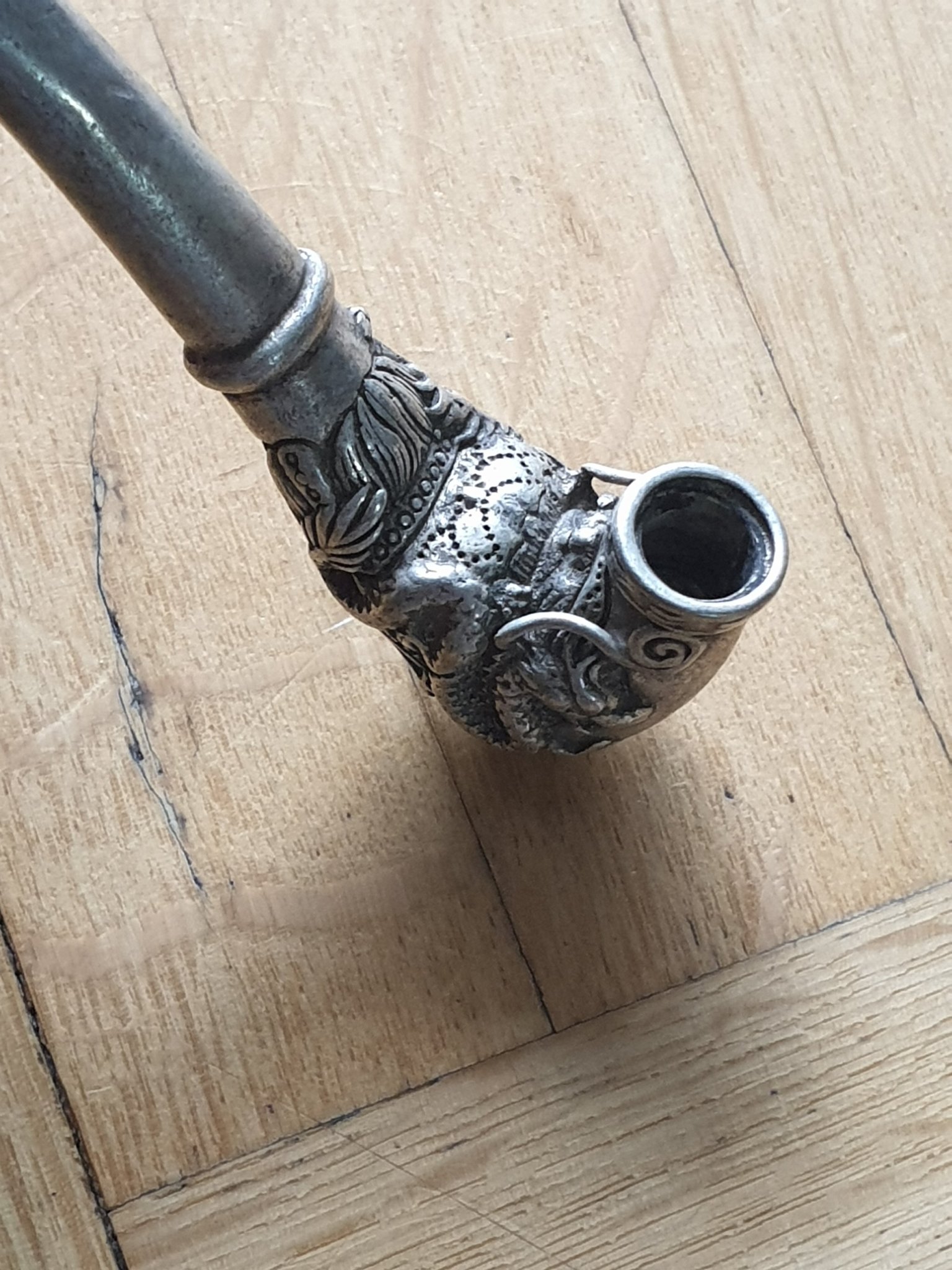 Samlarföremål Dekorerat Silver Carving Dragon Rare Rökpipa Tool / 51 gr,11cm