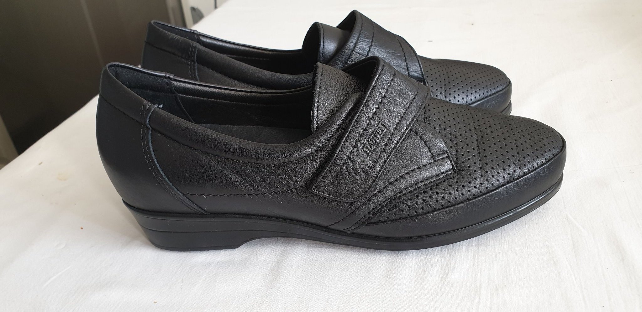 NYA HÄSTEN DAM PROMENADSKOR, BRED LÄST, ÄKTA LÄ.. (422922339) ᐈ Köp på