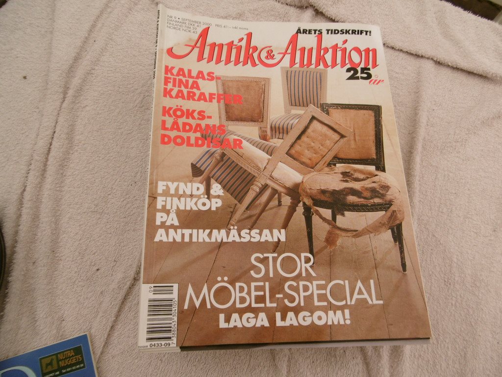 Antik & Auktion 9 2000 Möbler, karaffer, kökslådans doldisar på