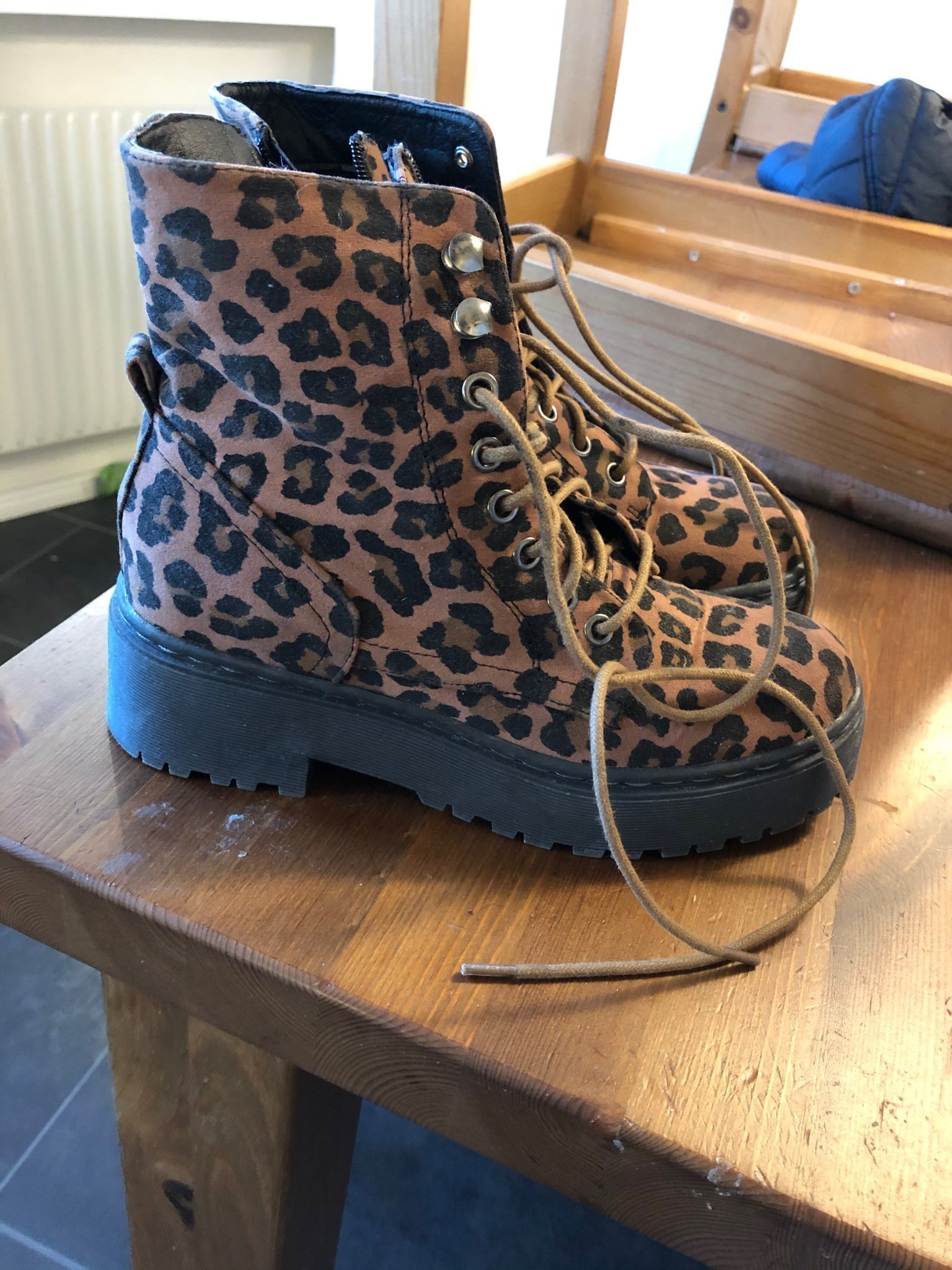 Leopard kängor från vamsko strl 36 (382166939) ᐈ Köp på Tradera VARMFODRADE SKOR vamsko.se