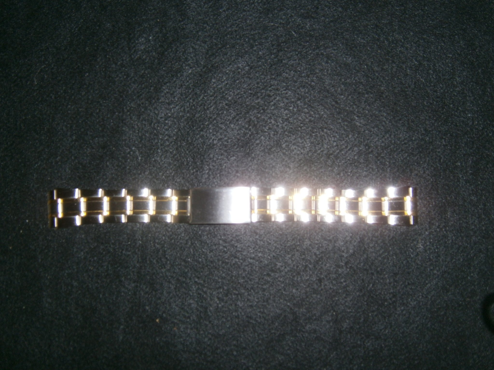 Klockarmband i rostritt polerat stål och double inspänning 18 mm.