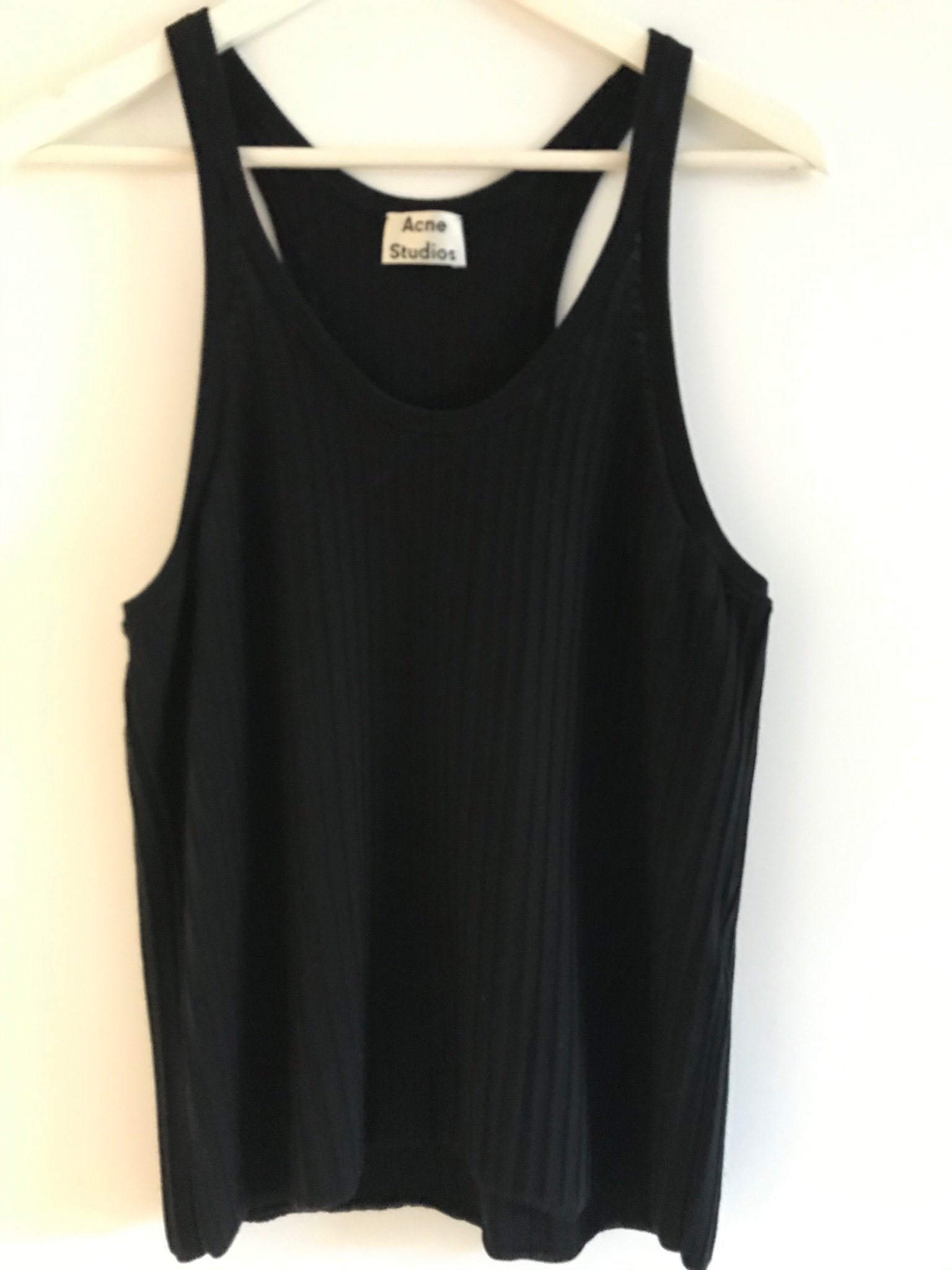 Acne Studios ribbstickat linne, strl L Acne Studios ribbstickat linne, strl L