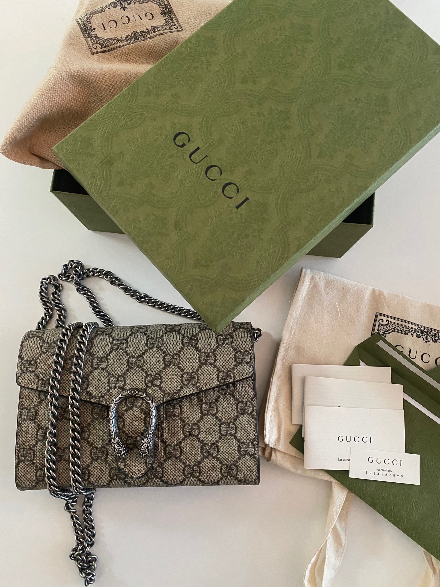 gucci dionysus gg supreme wallet on chain
