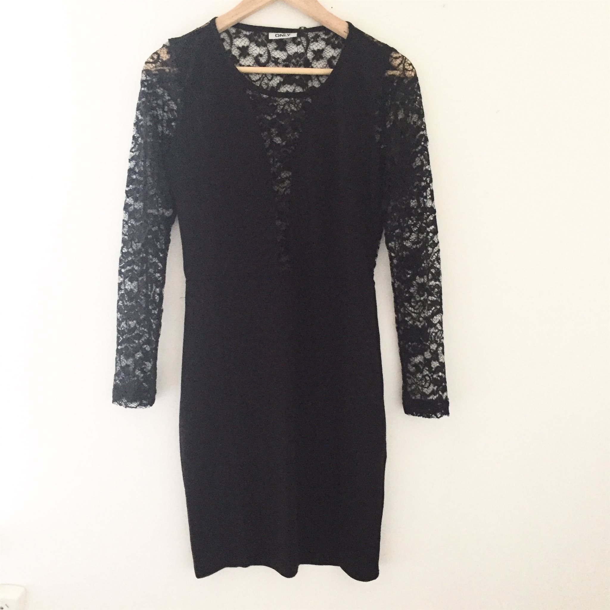 vero moda svart klänning vero moda svart klänning