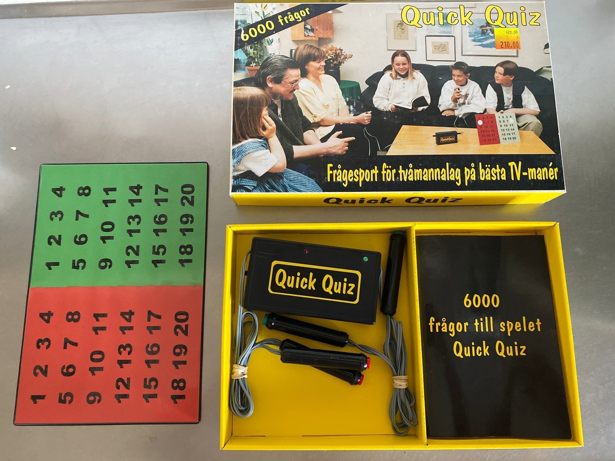 Ovanlig svensktillverkad frågespel för två lag - Quick Quiz - 6000 frågor! retro