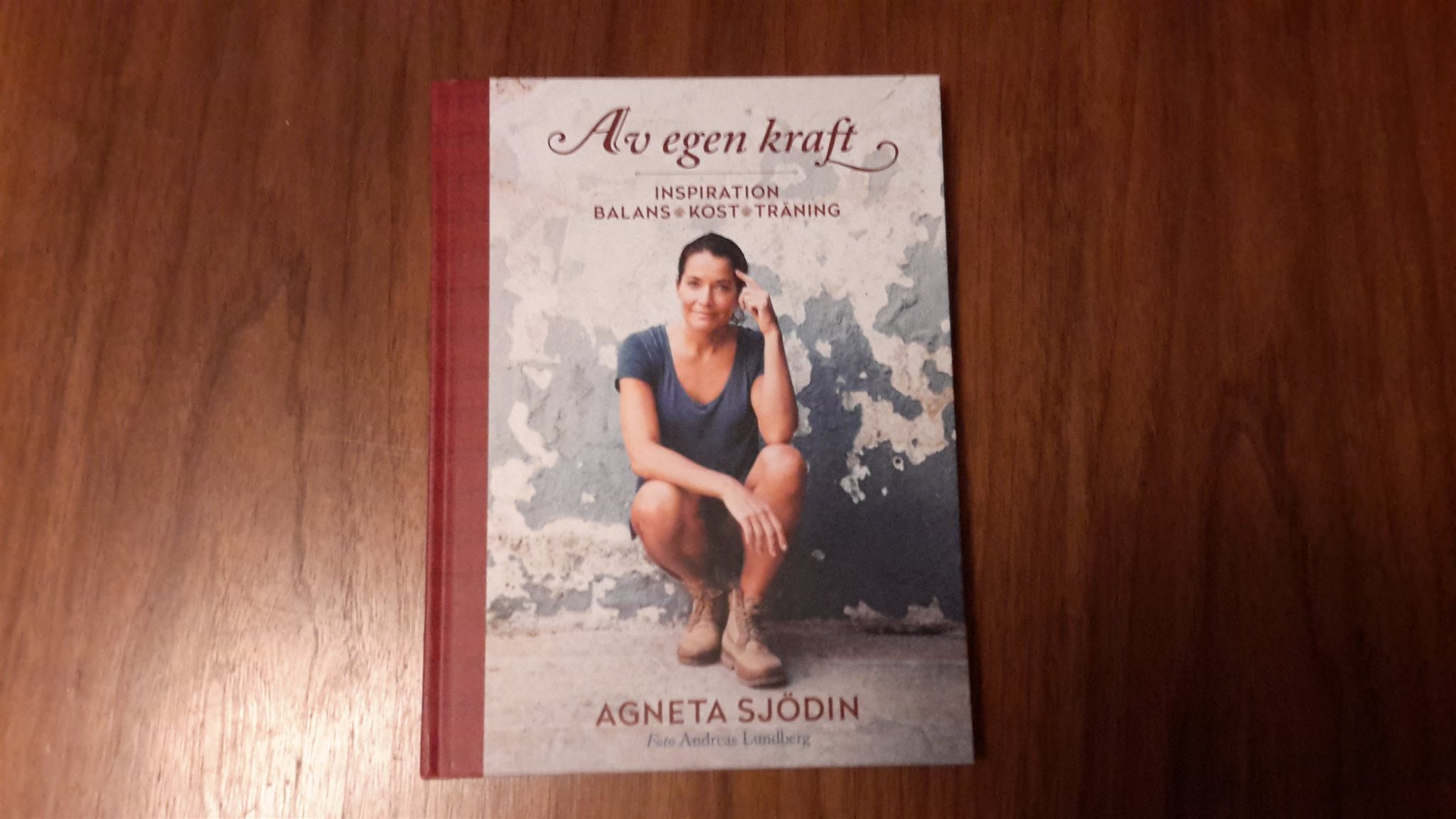 av egen kraft av egen kraft