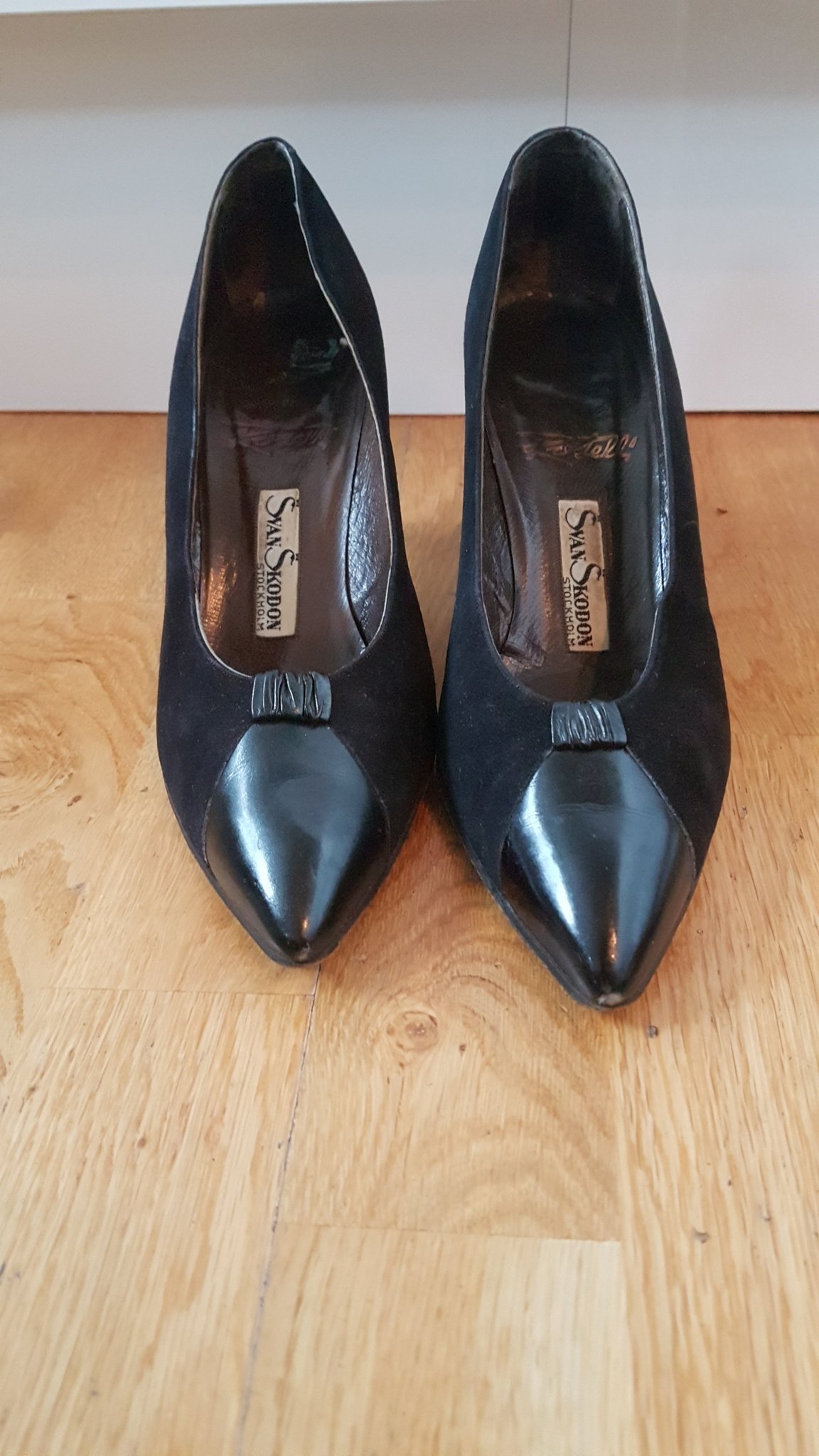 Vintage svarta moccapumps storlek 38