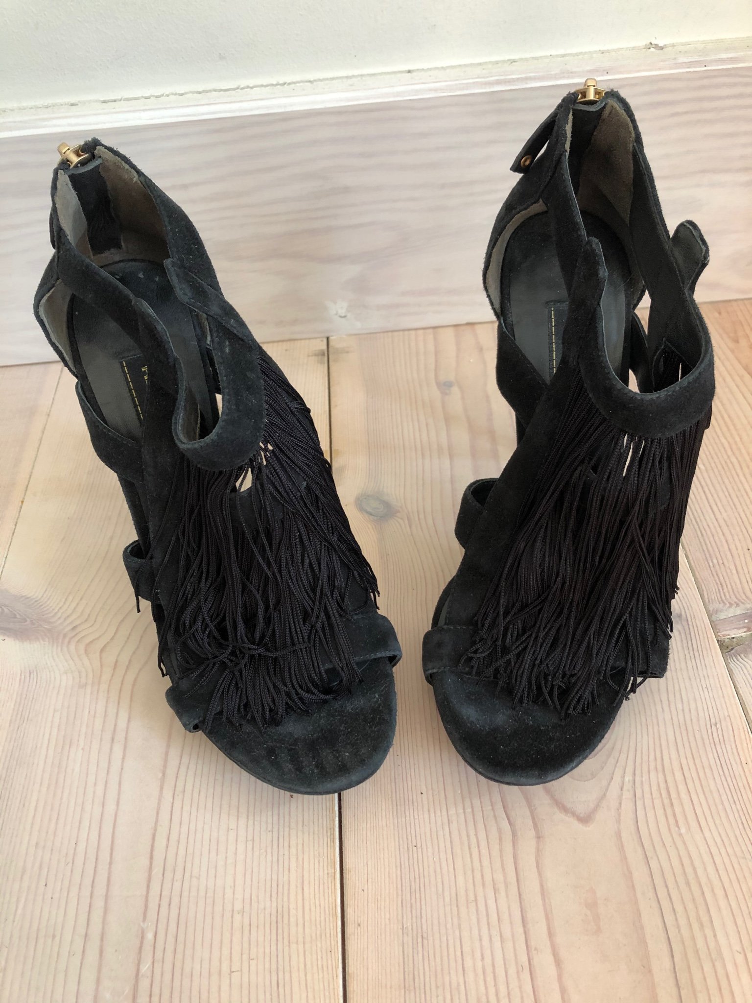 Pierre Balmain högklackade skor storlek 37 svart mocka