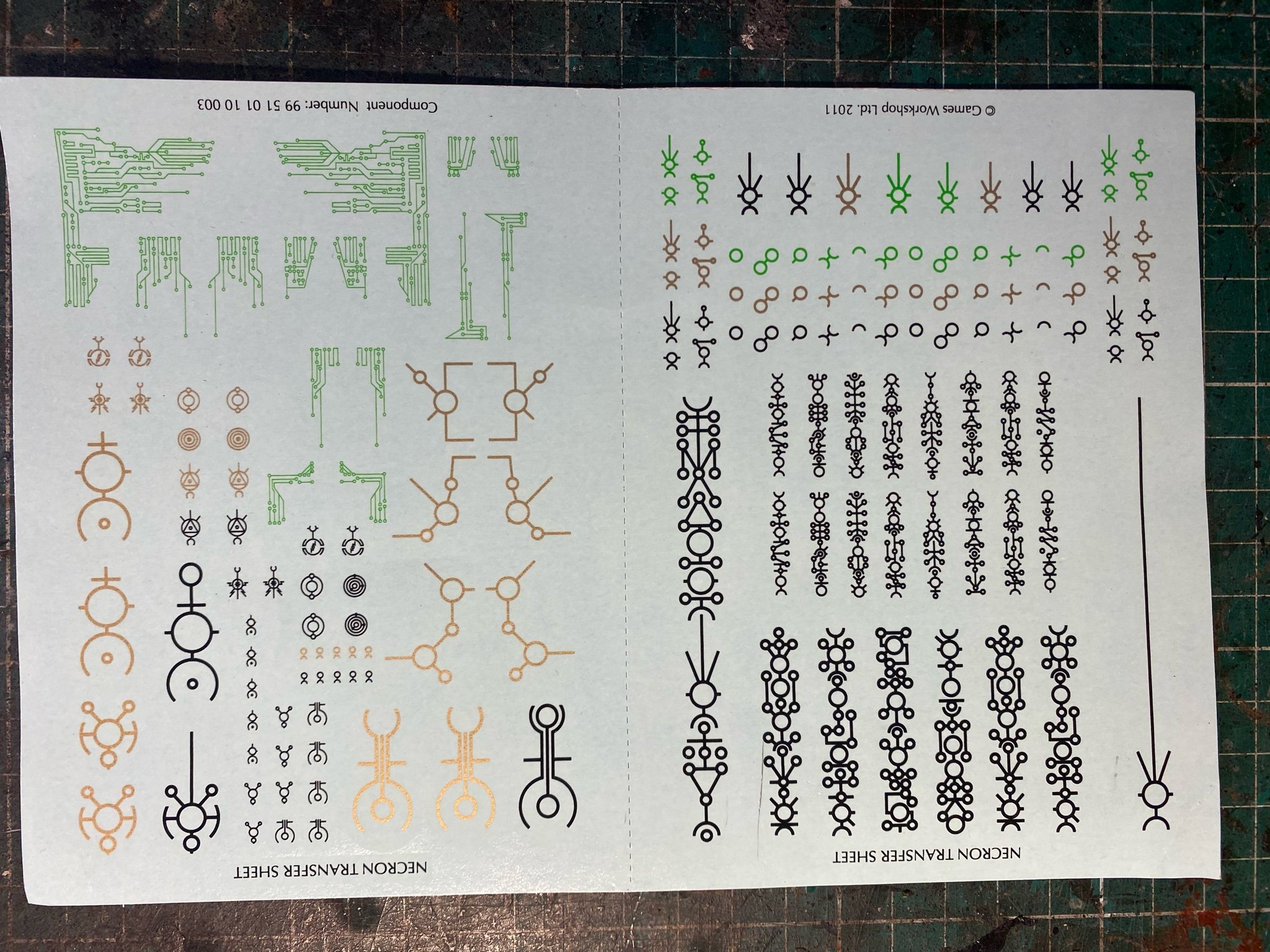 Se produkter som liknar Necron transfer sheet 1st, Wa.. på Tradera