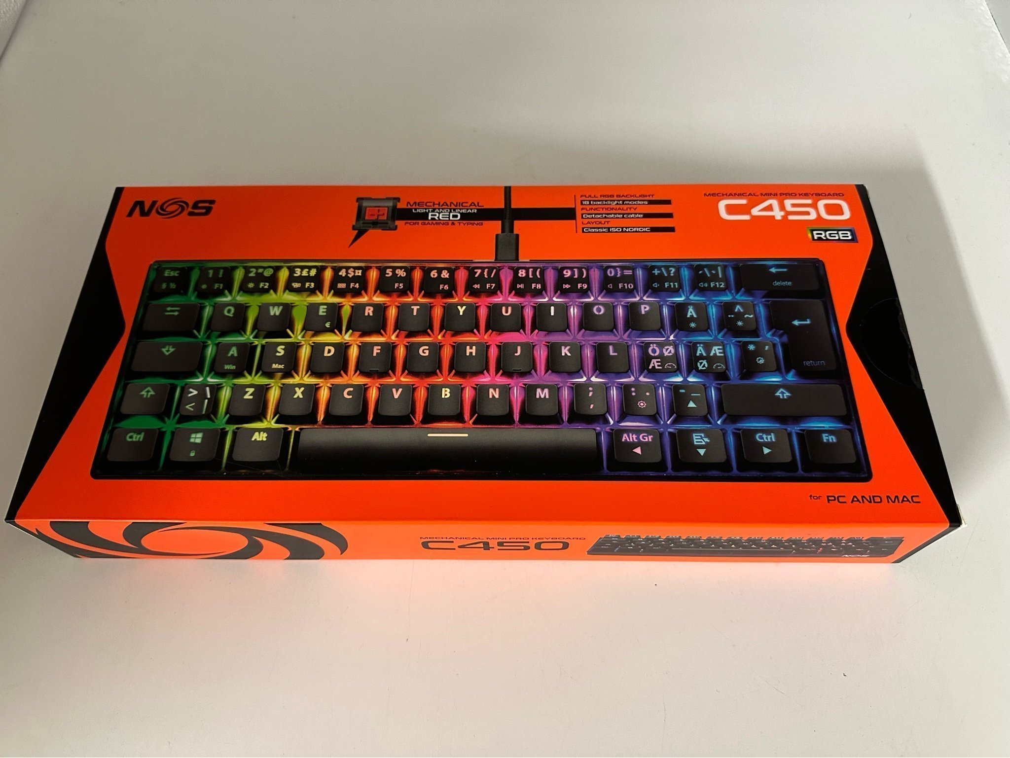 Se produkter som liknar NOS C450 tangentbord på Tradera (631265544)