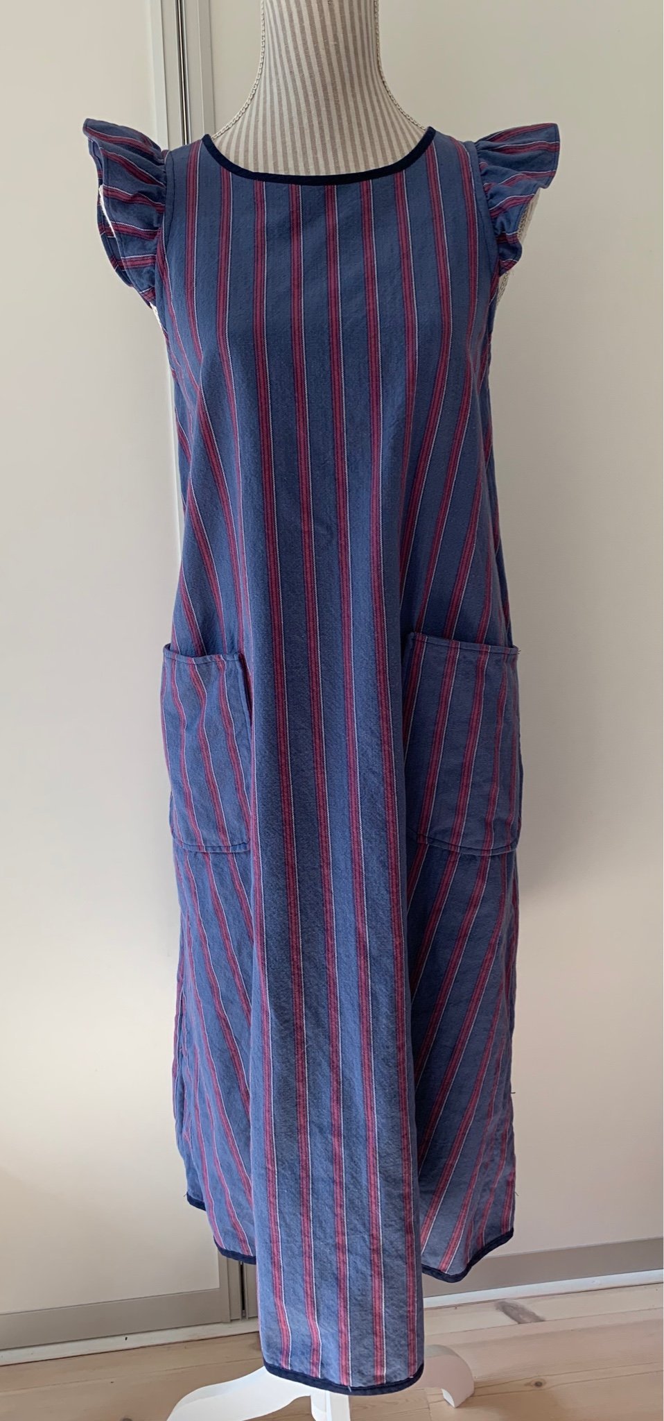 Retro förklädesklänning stil Carl Larsson (408693752) ᐈ Köp Vintage retro förklädes klänning sommarklänning röd bomull