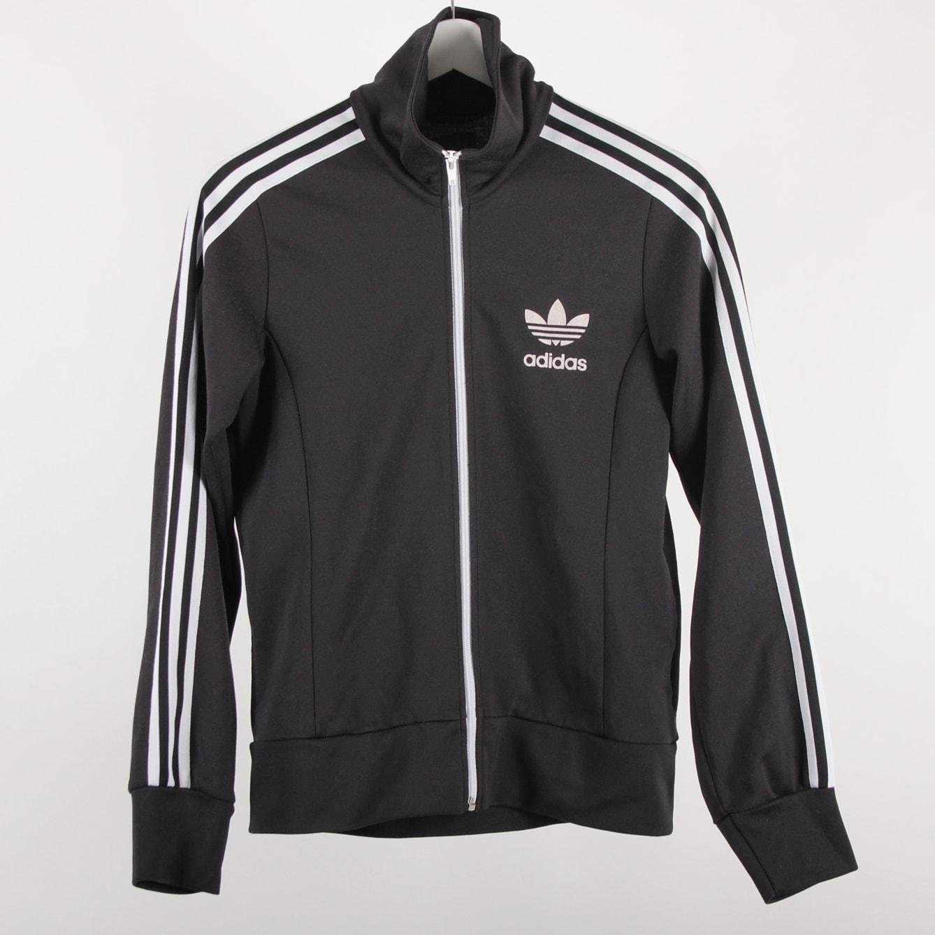 Svart zip tröja från adidas, strl 38 Svart zip tröja från adidas, strl 38