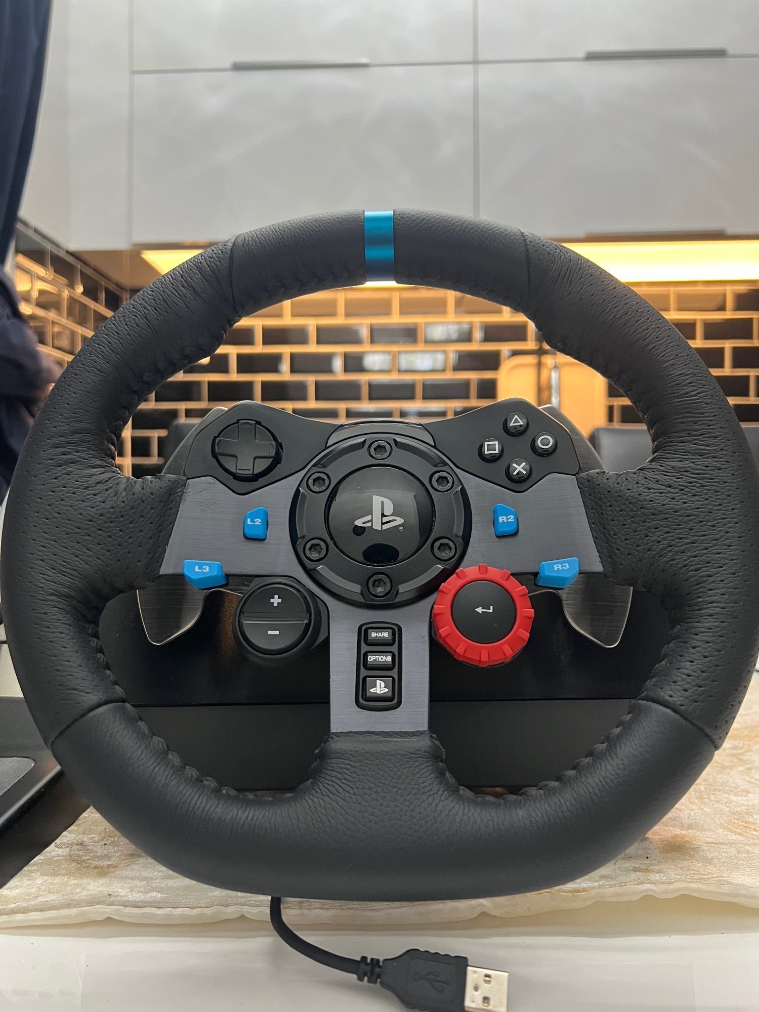 Logitech g29 ratt och pedaler funkar till ps3p.. Köp på Tradera