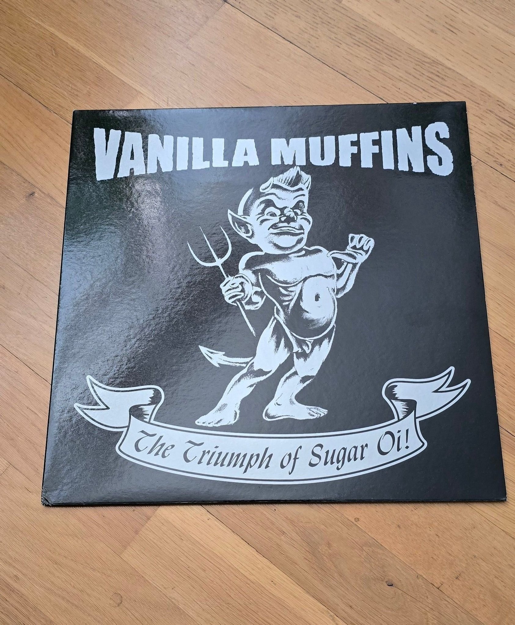 Vanilla Muffins - The Triumph of Sugar Oi! LP | Köp på Tradera