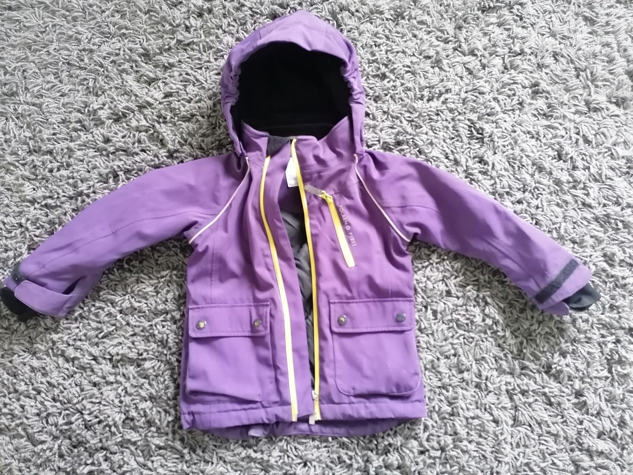 Polarn o Pyret jacka m bra detaljer st 104