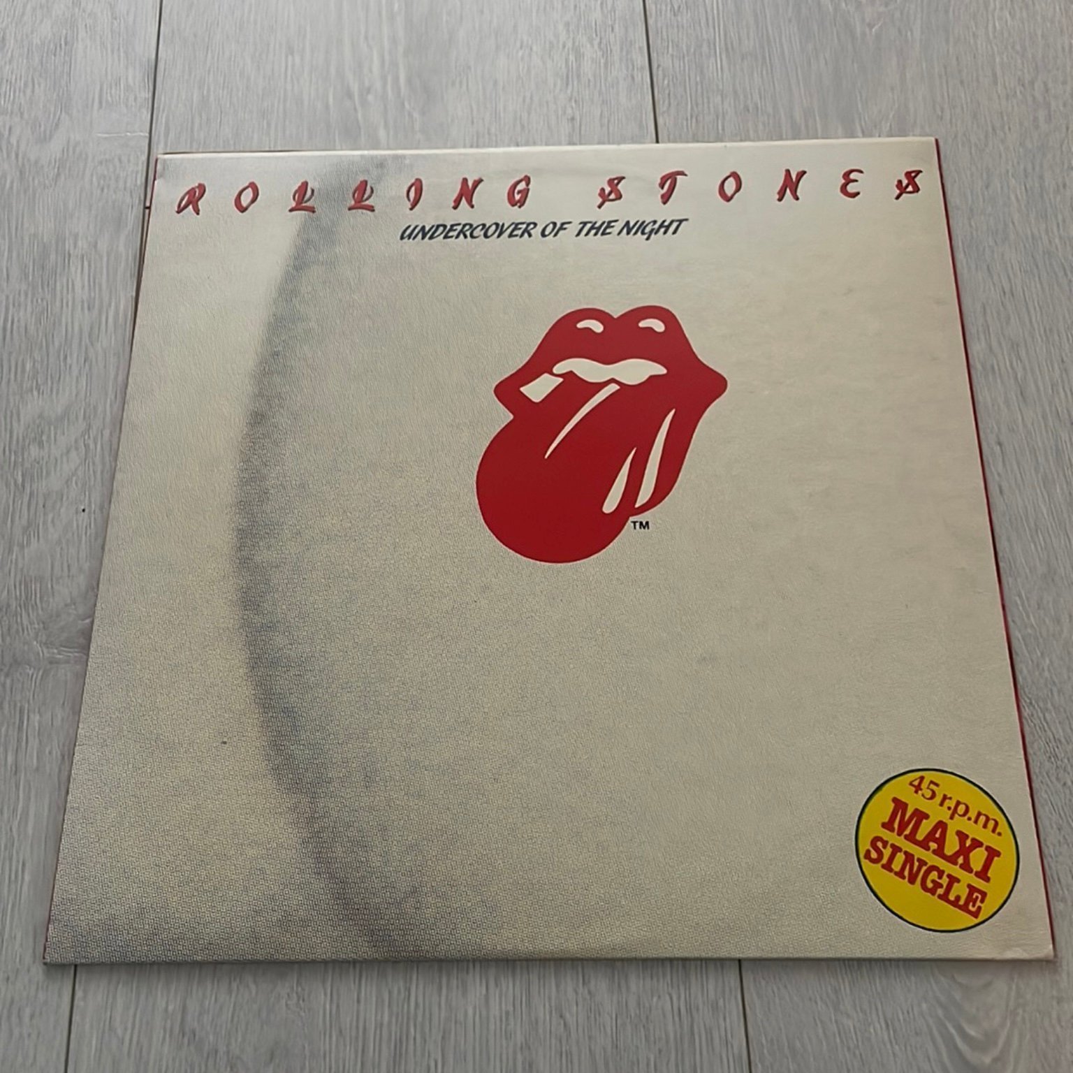 se-produkter-som-liknar-rolling-stones-undercover-of-p-tradera