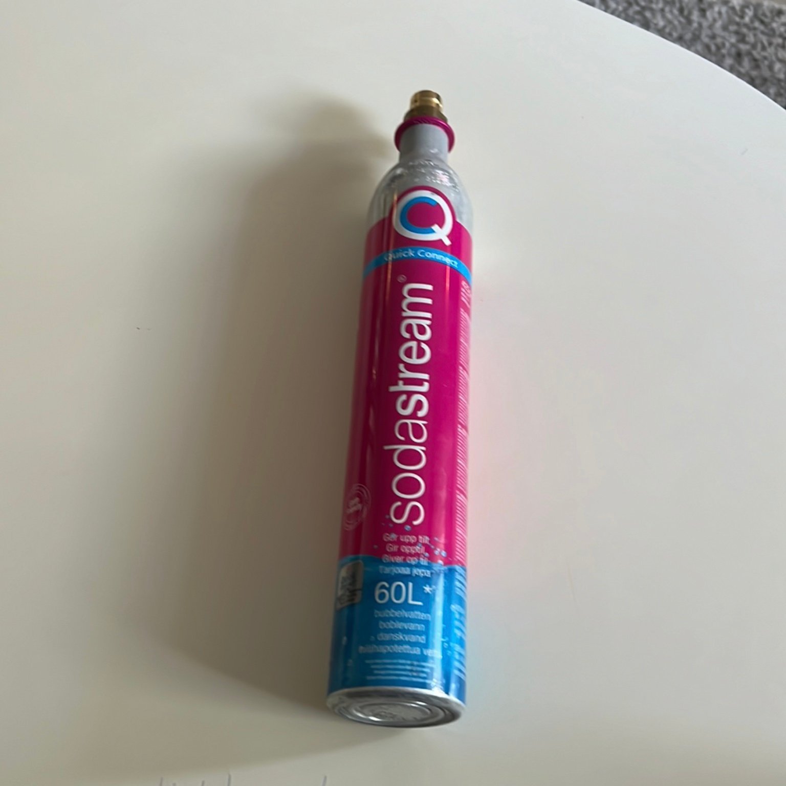 Se produkter som liknar Sodastream kolsyrepatron Quic.. på Tradera (632892432)