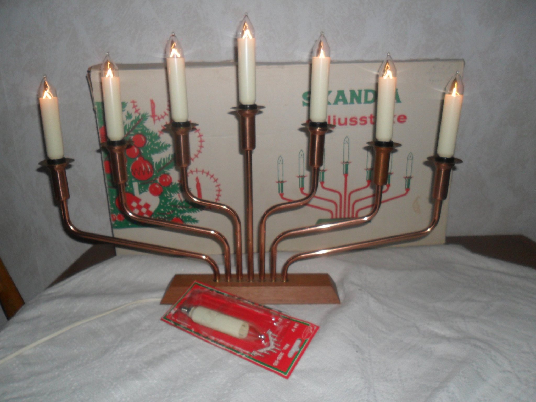Äldre Ljusstake. Adventsljusstake.7 ljus. Skandia. Retro