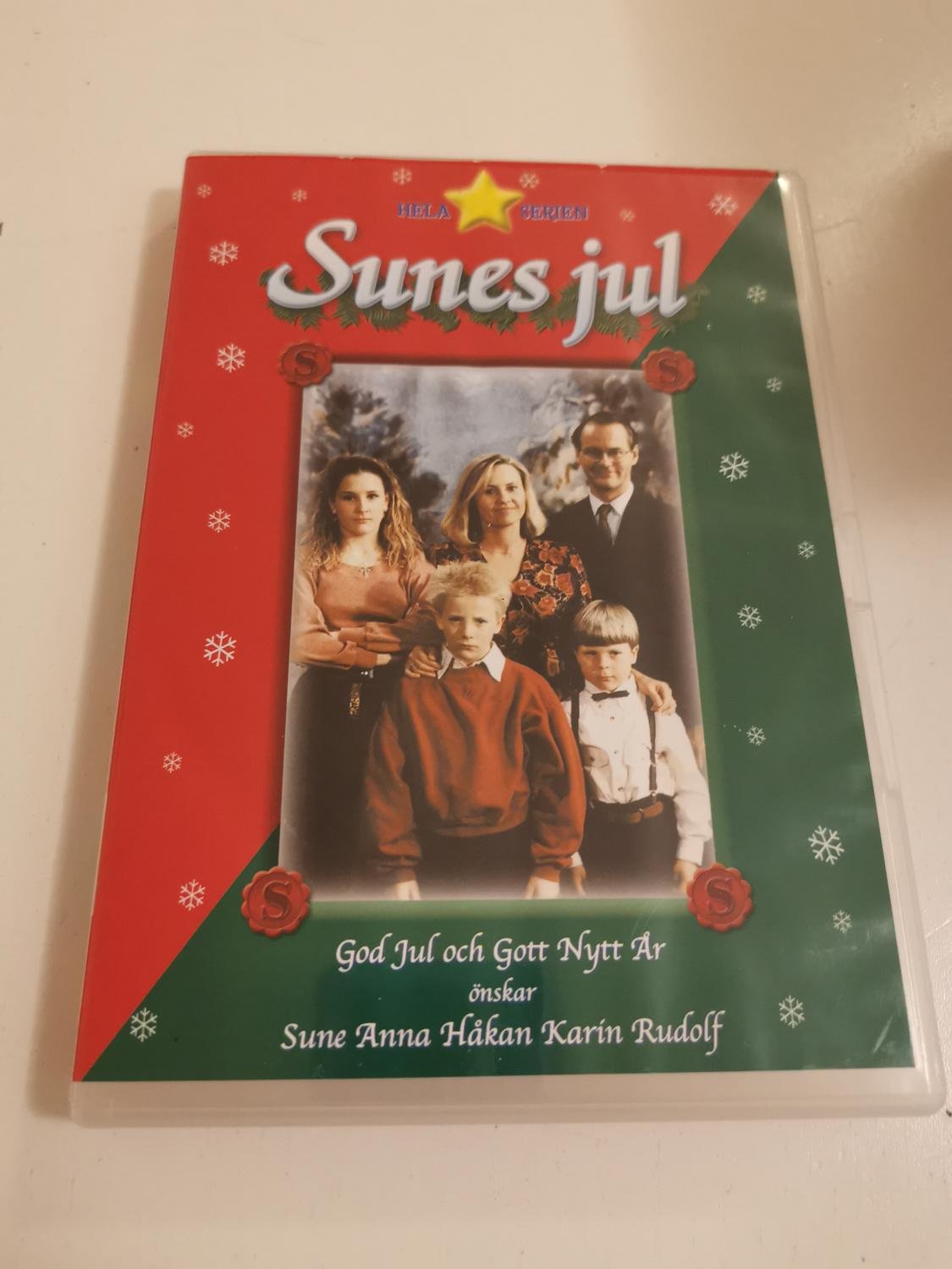 SUNES JUL HELA SERIEN DVD SV.. Köp från Finelle på Tradera