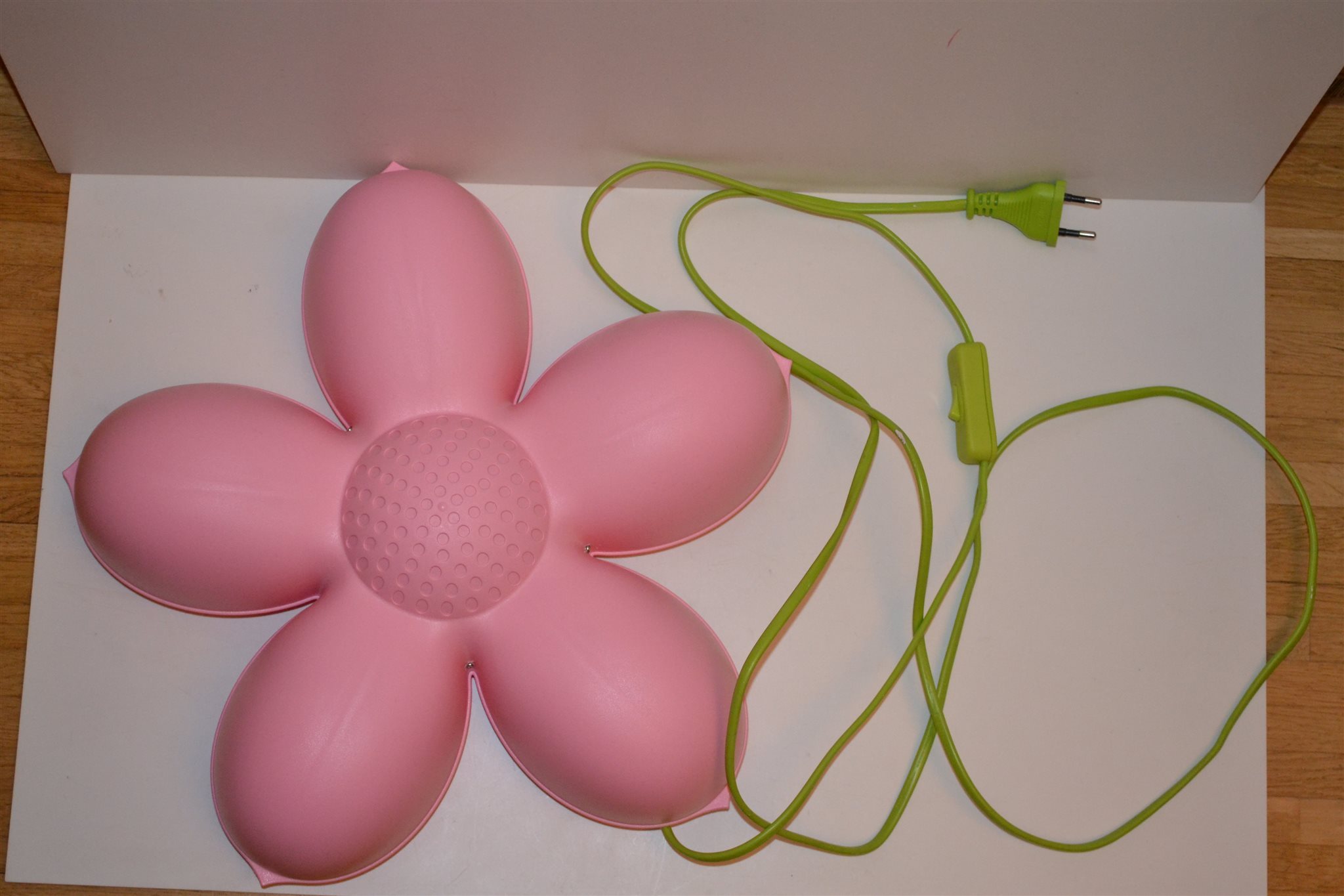 Lampa till barnrum fungerar bra på tradera.com inredning för ...