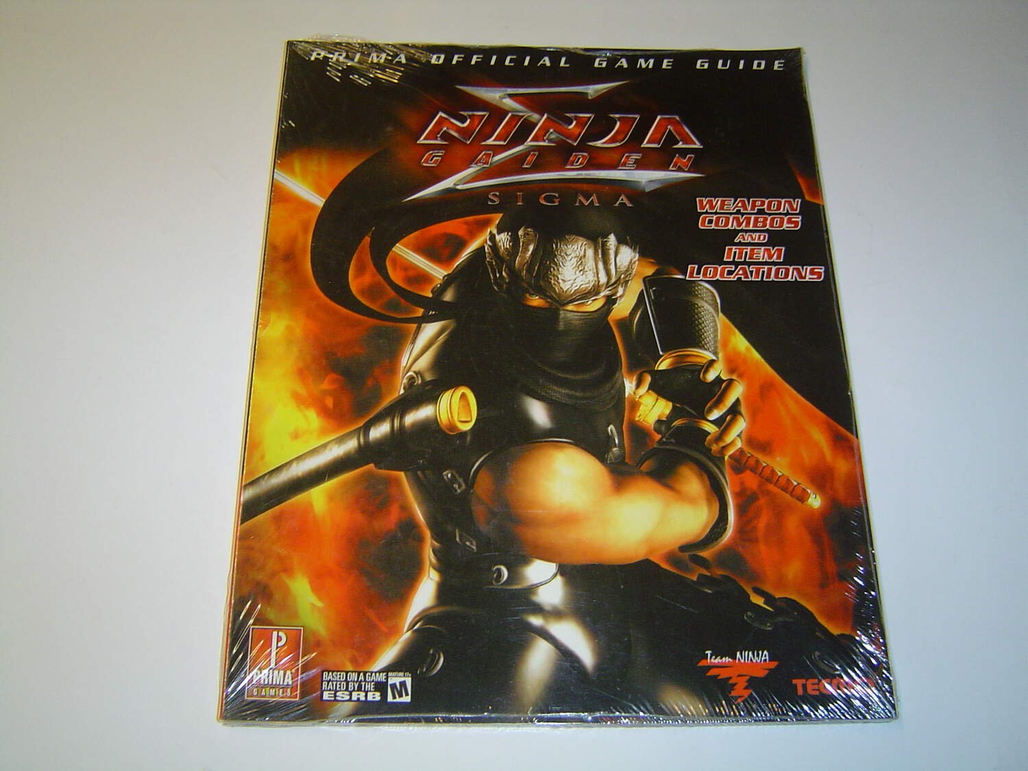 Ninja Gaiden Sigma Spelguide Guide Bok *NYTT*