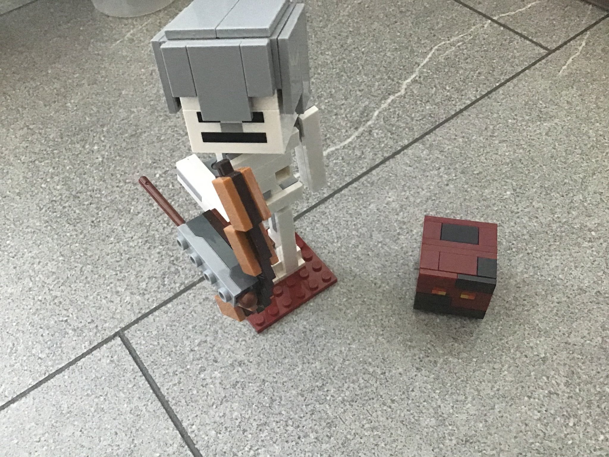 Lego Minecraft 21150 komplett