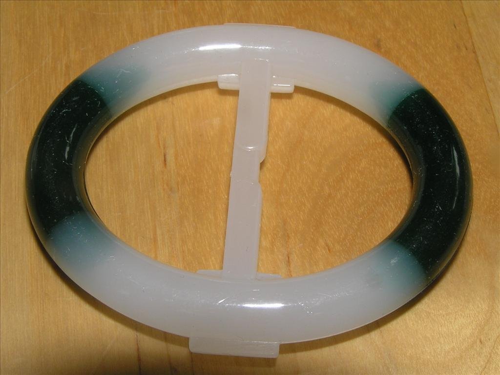 Spänne 12, vintage plast spänne, grön/vit 6x4,8