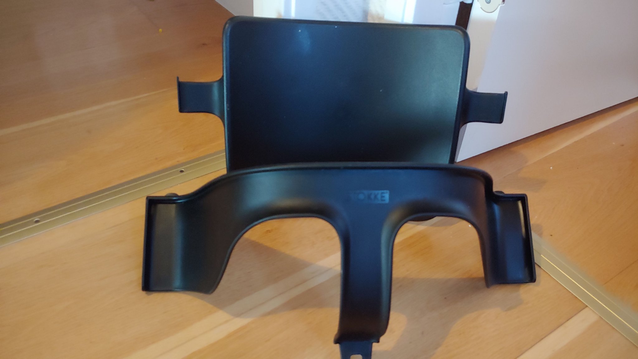 STOKKE TRIPP TRAPP svart babyset; bygel ryggplatta STOKKE TRIPP TRAPP svart babyset; bygel ryggplatta