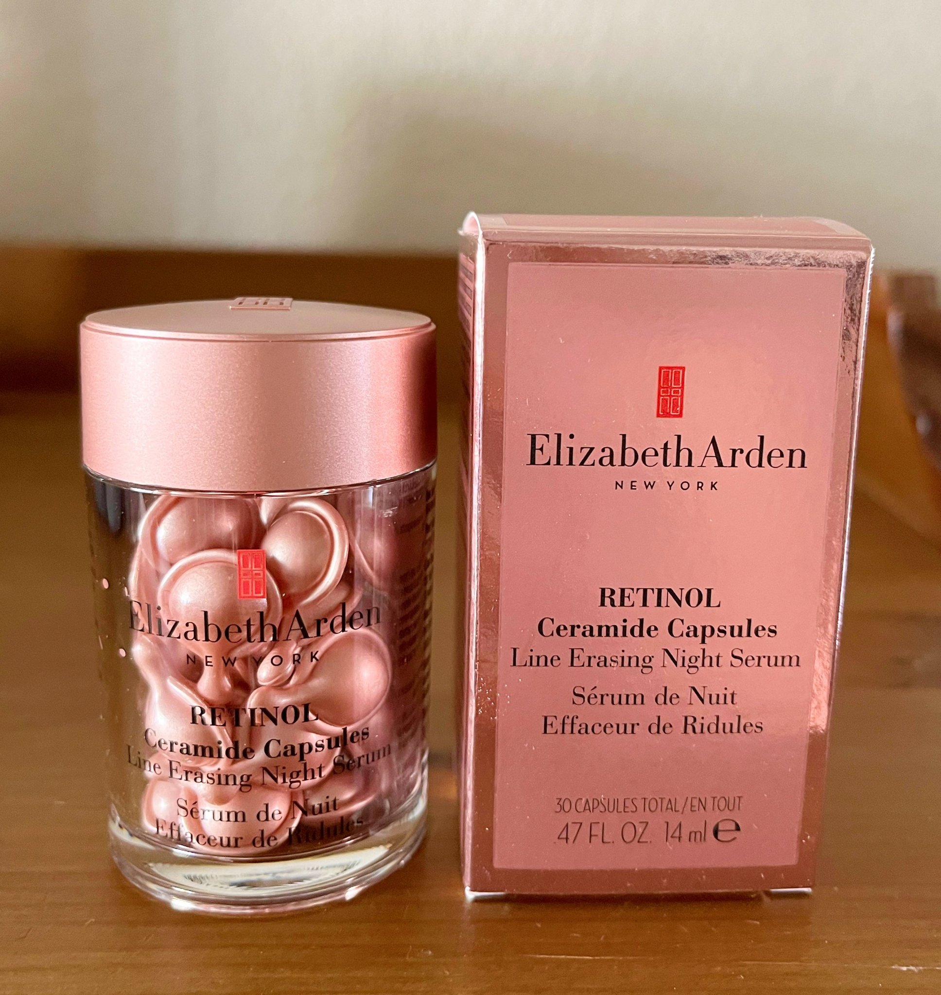 Ny Elizabeth Arden Retinol Capsules Köp på Tradera (598163573)
