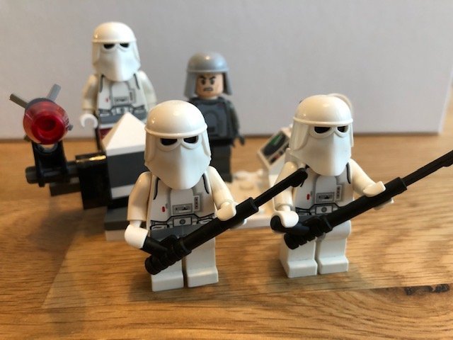 LEGO STAR WARS Snow troopers + Imperial commander